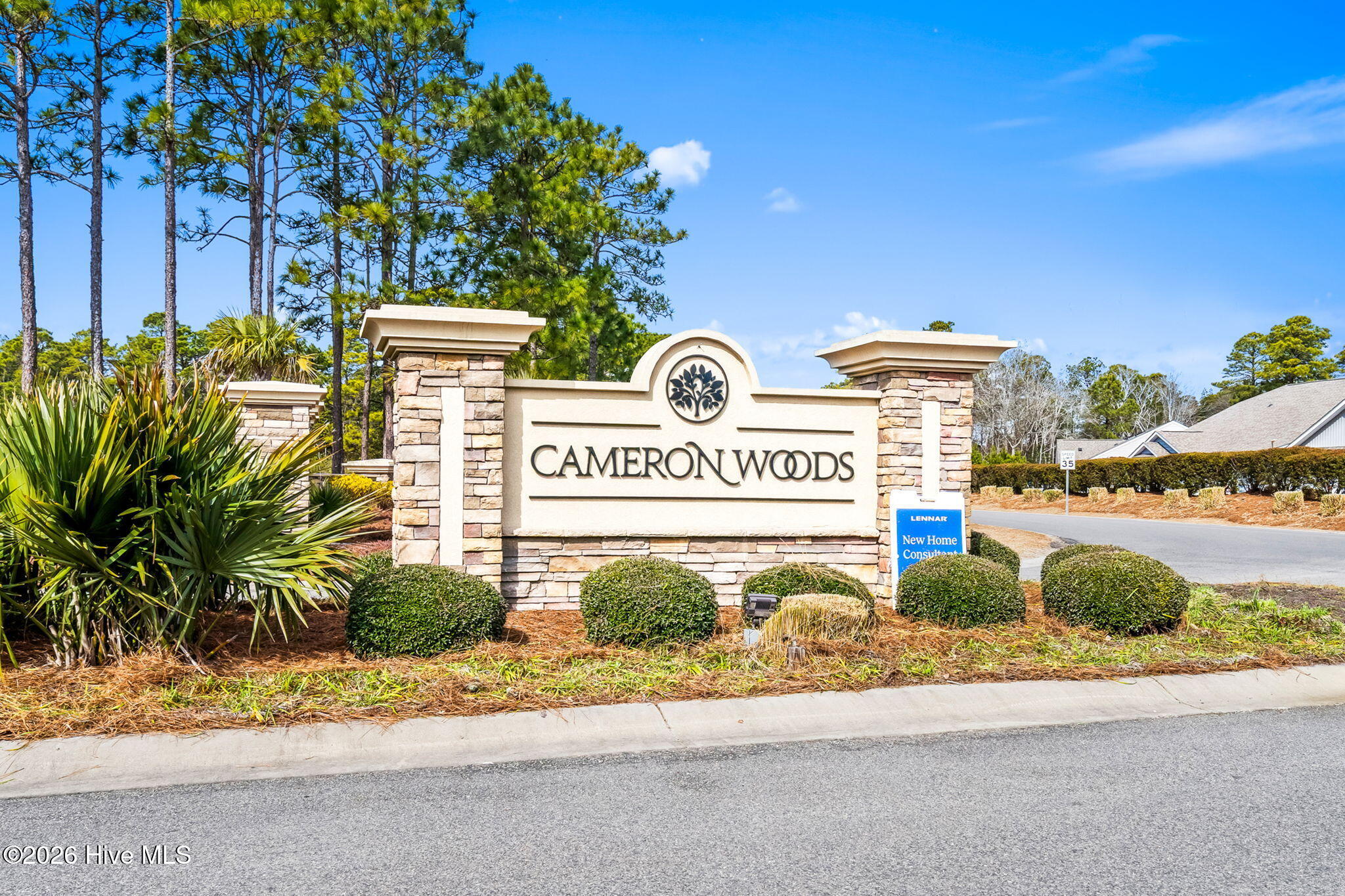 100557822 | Photo 52