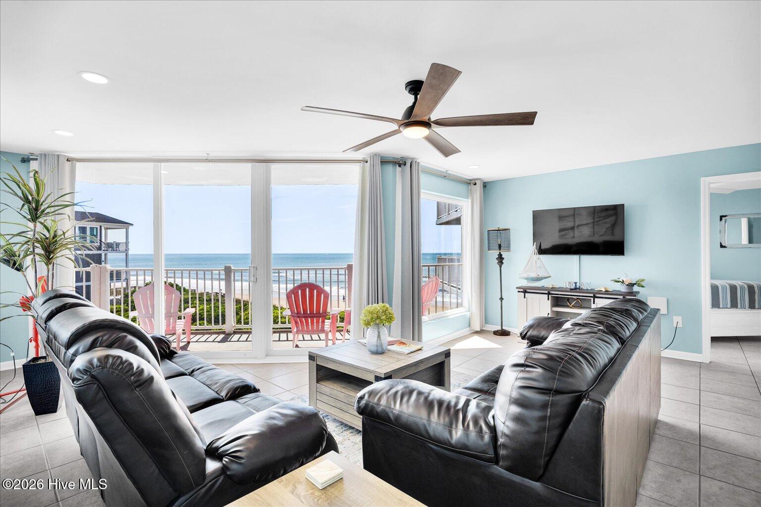 Listing photograph for 2000 New River Inlet Road Unit 3209, North Topsail Beach, NC 28460