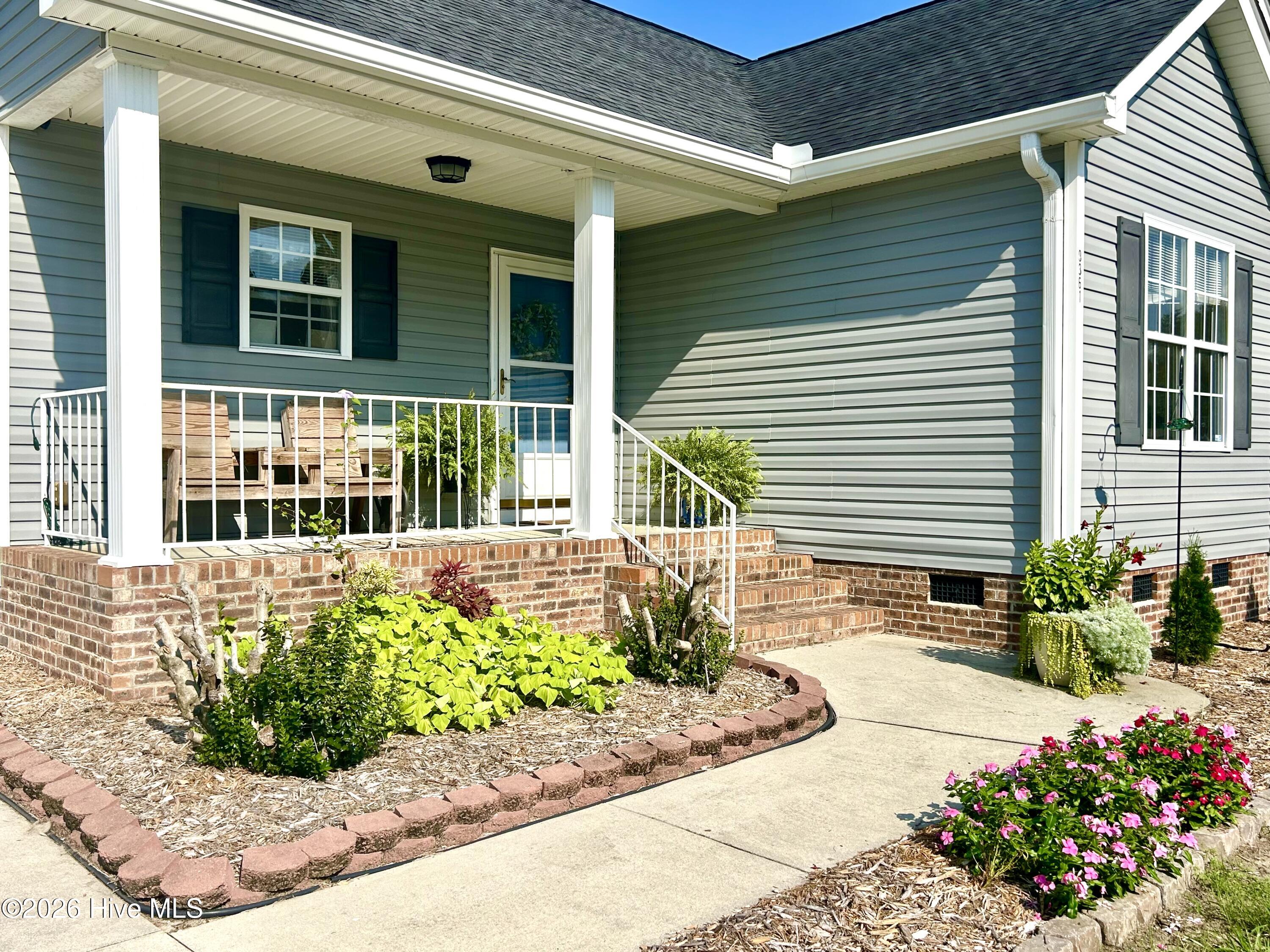 Photo 4 of Single family home for sale at 9361 Mcleod Rd, Laurinburg, NC 28352 | MLS# 100601477 | Listing updated on 2026-09-04