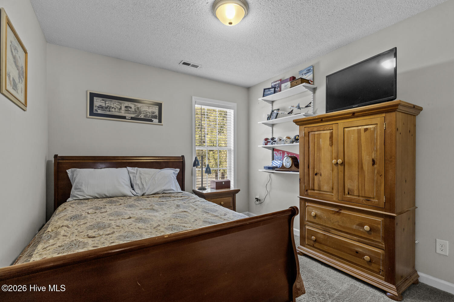 100555225 | Photo 25