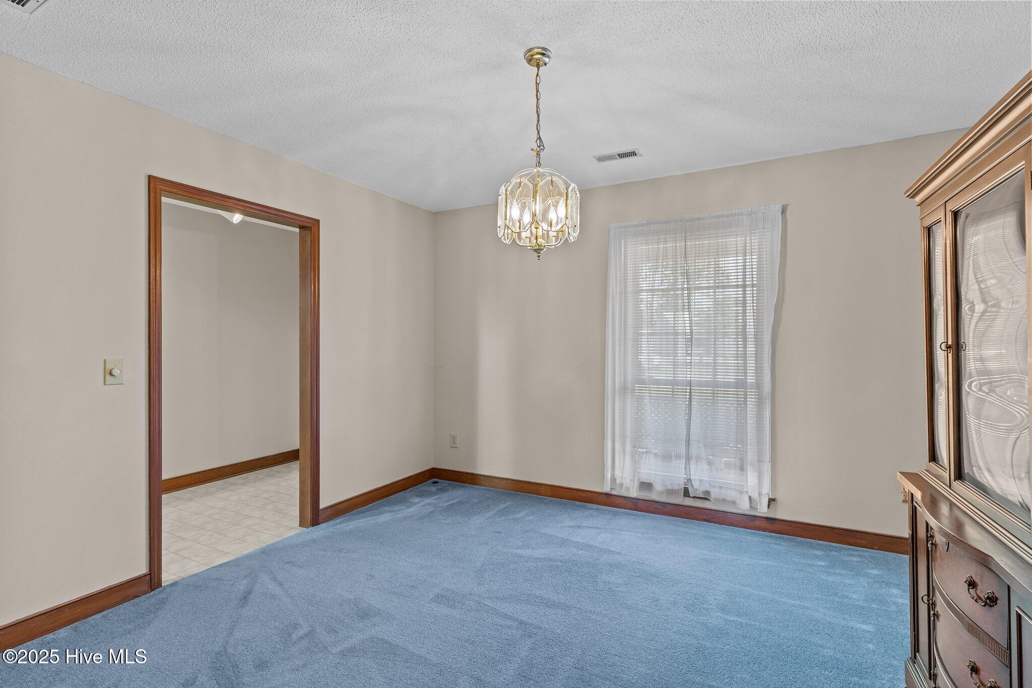 100514247 | Photo 20