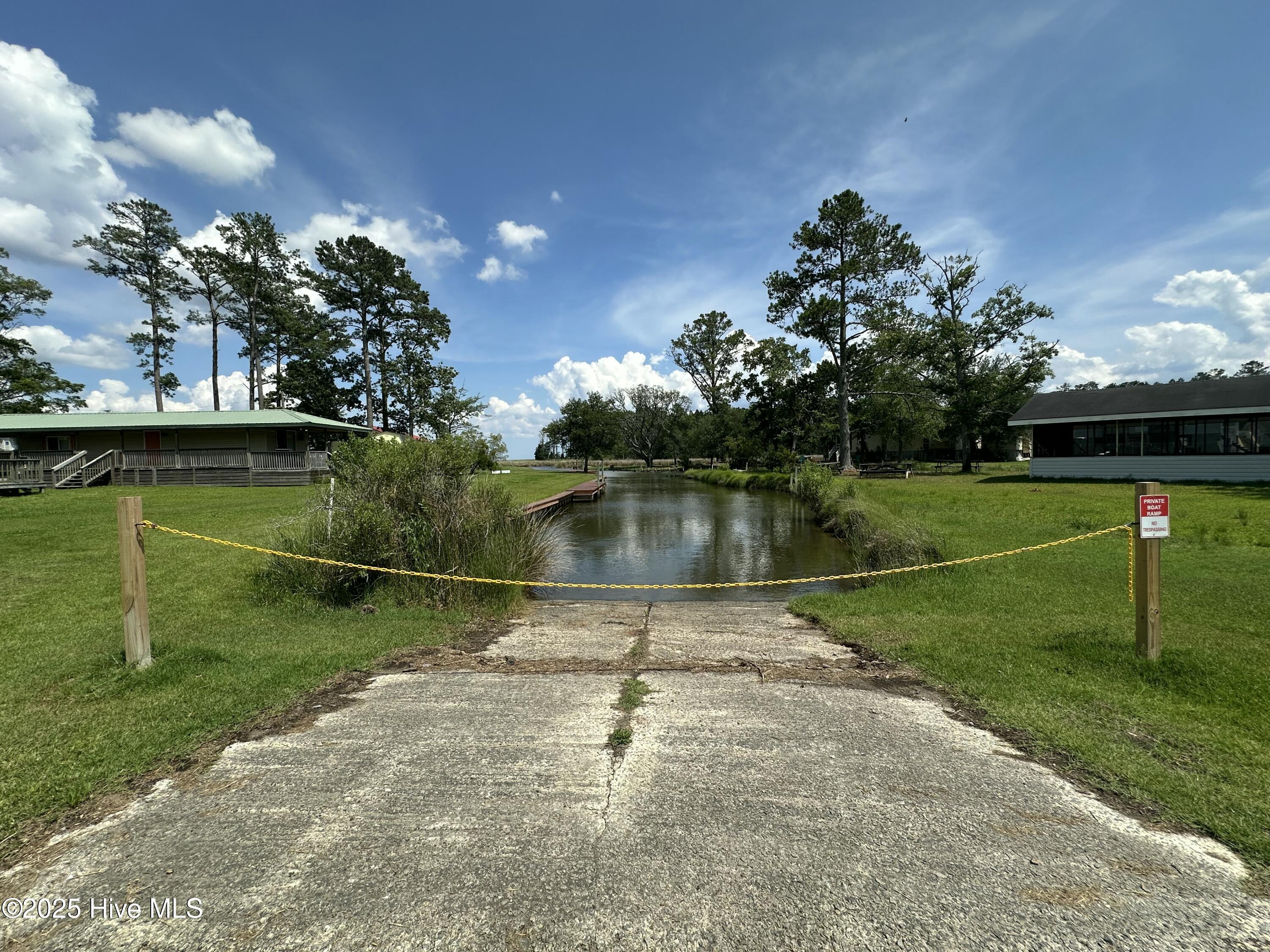 Hide-Away boat ramp