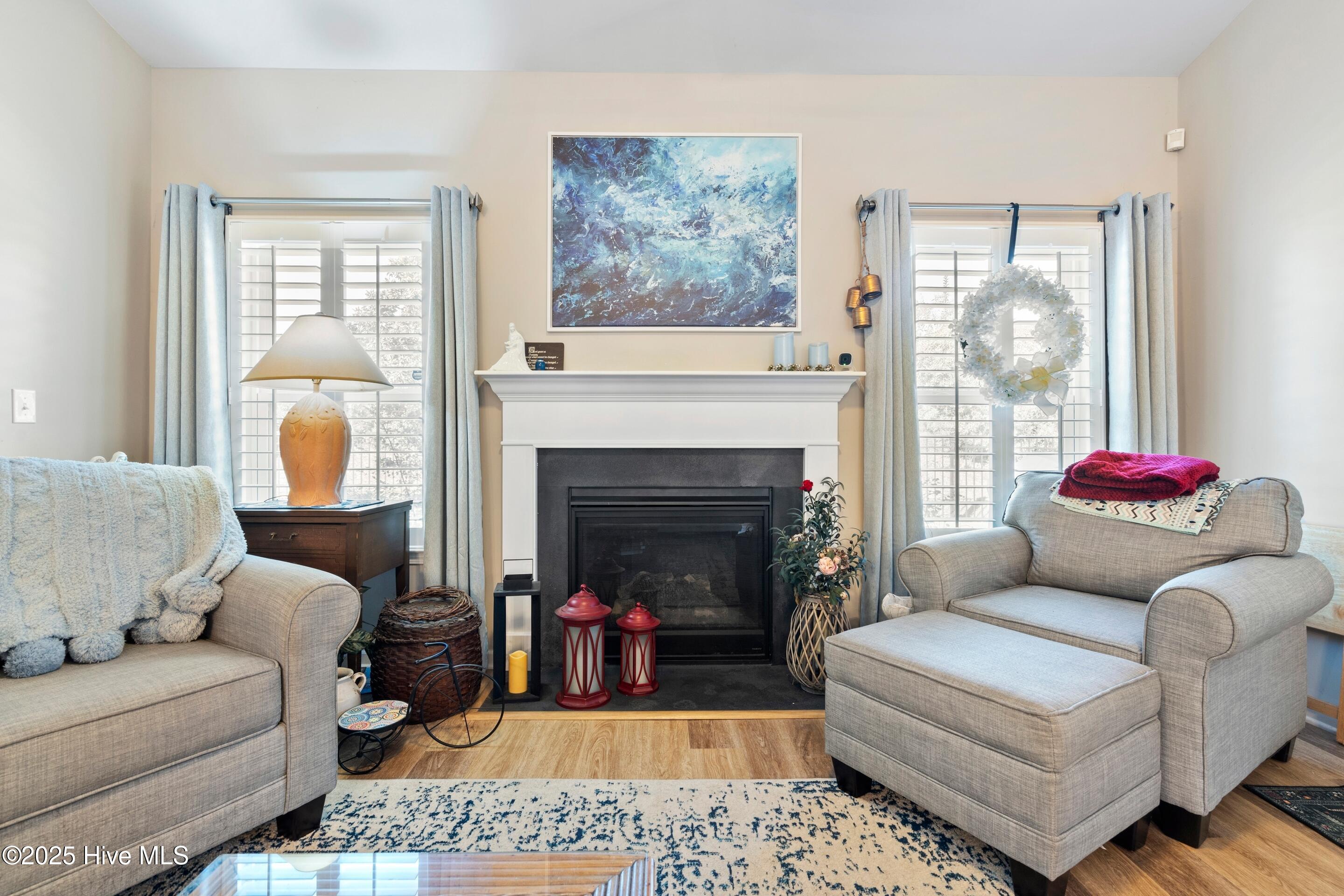 100537197 | Photo 16