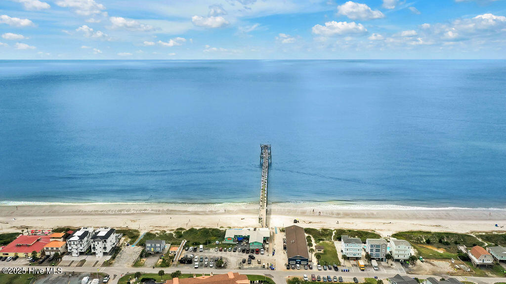 100458437 | Photo 52