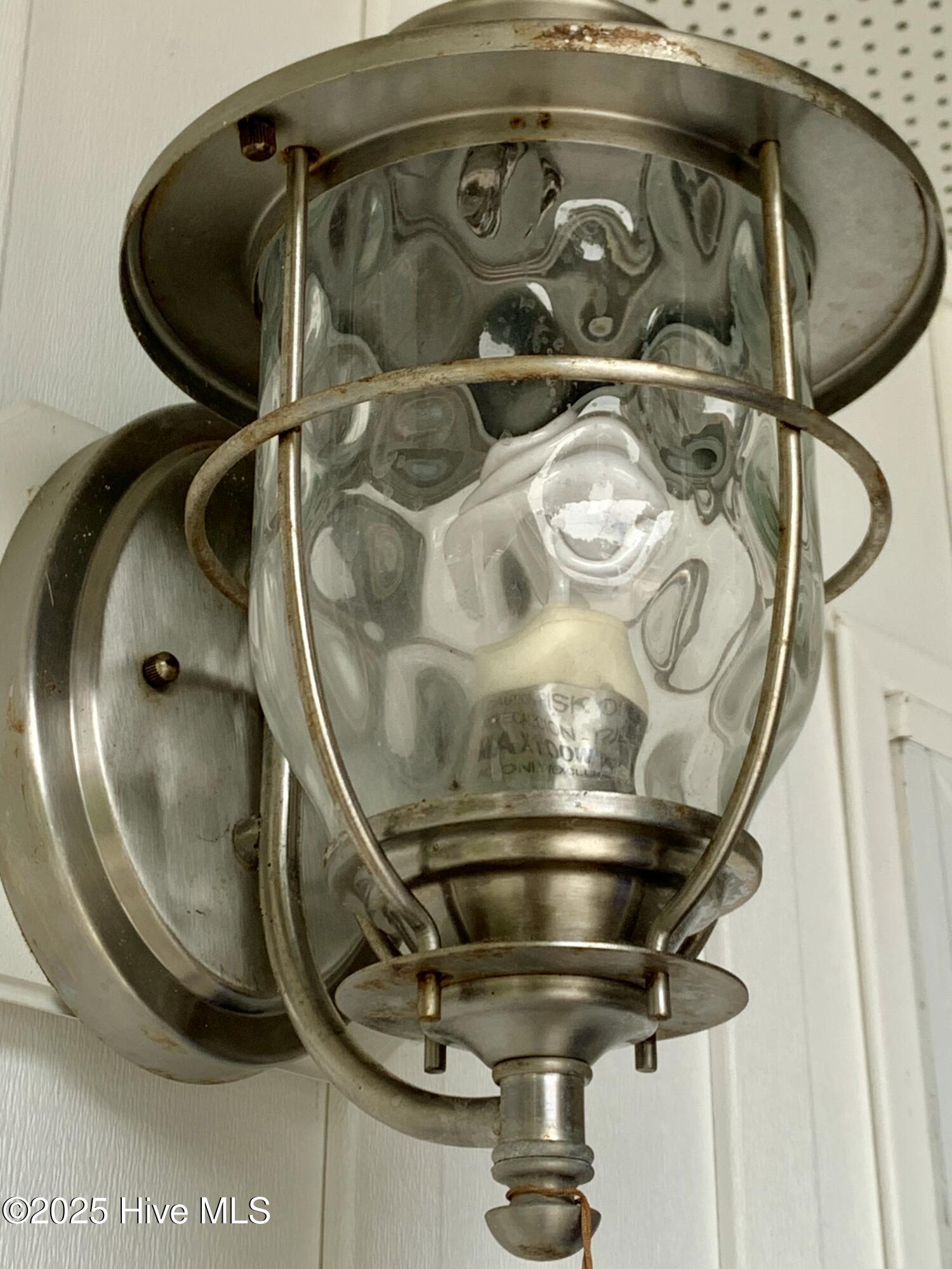 100536015 | Photo 61