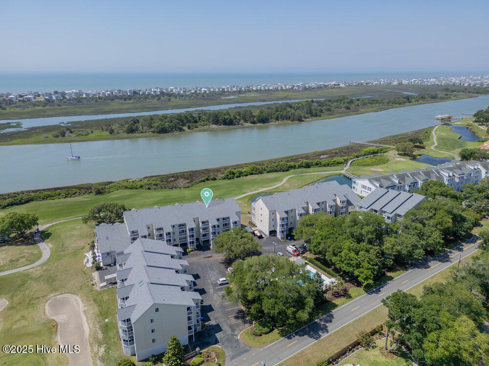 100509045 | Photo 44