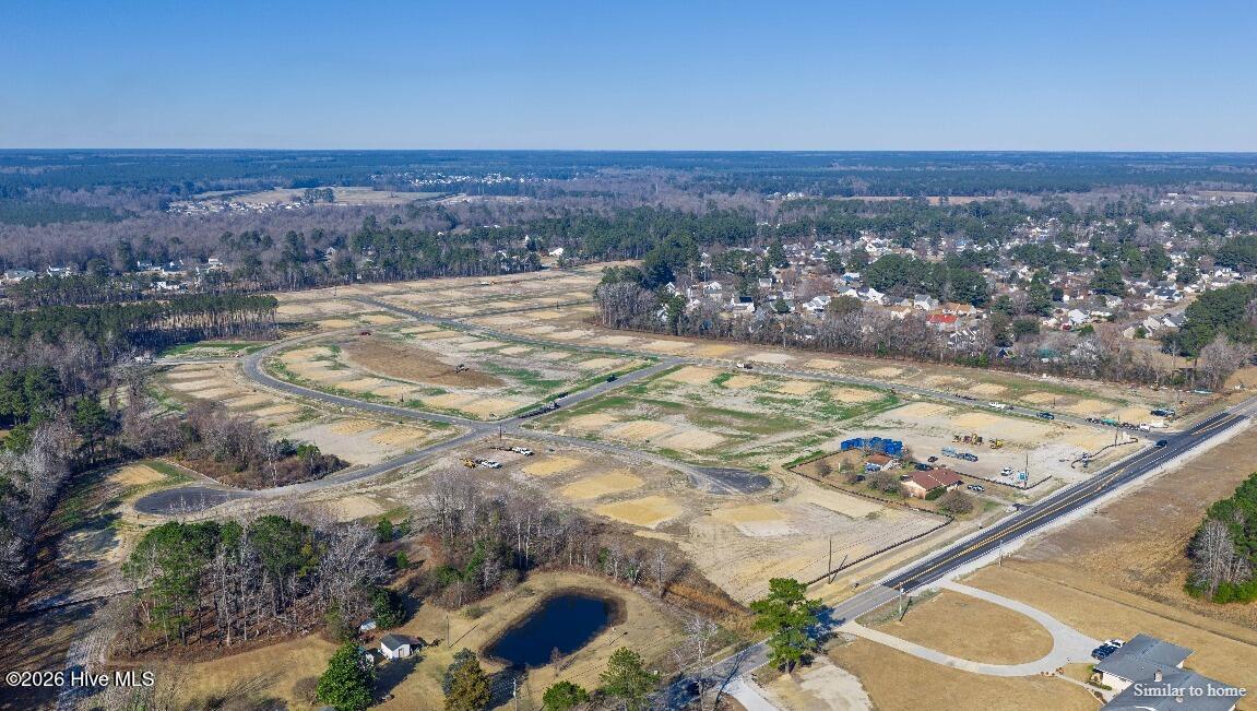 100563109 | Photo 28