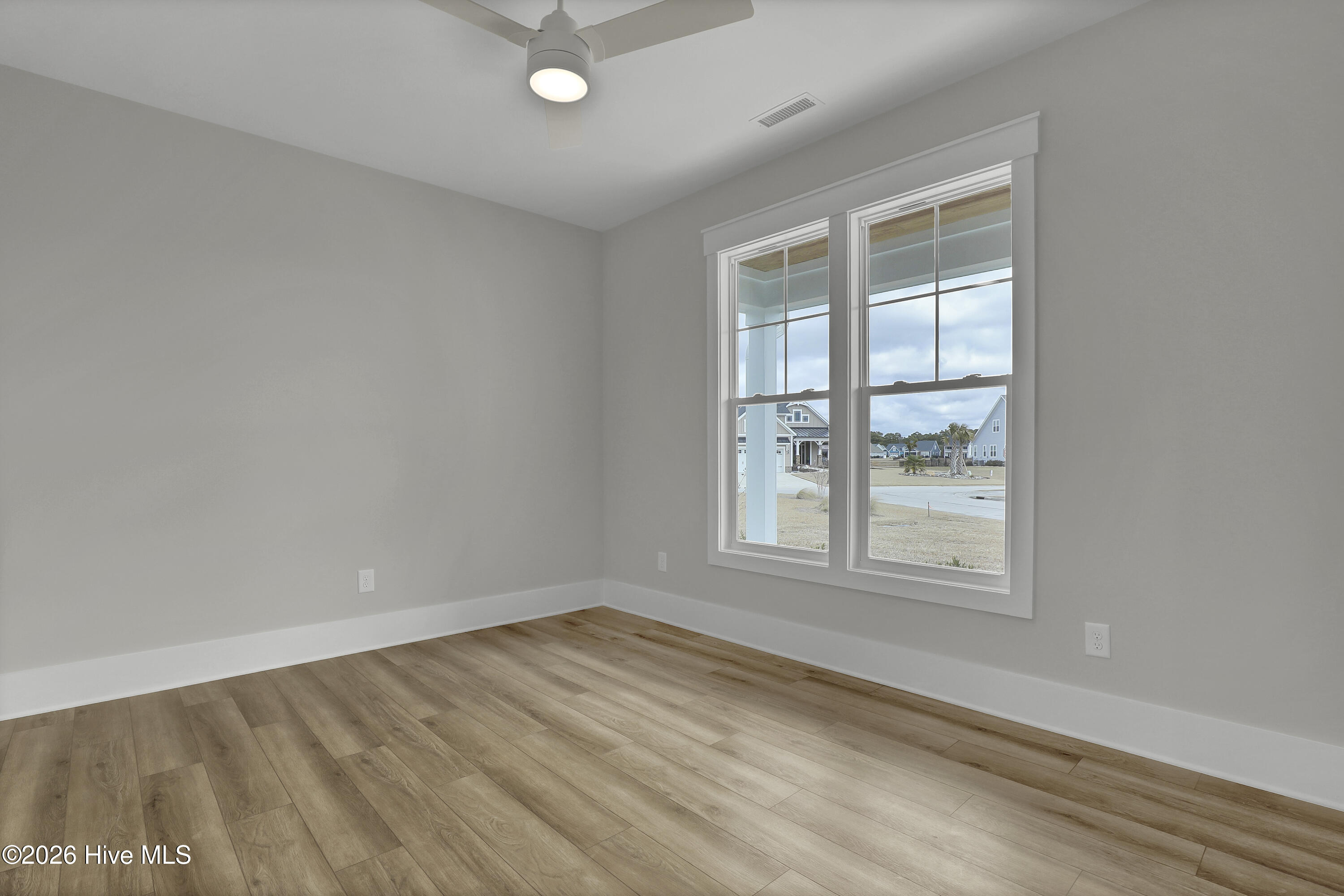 100534005 | Photo 20