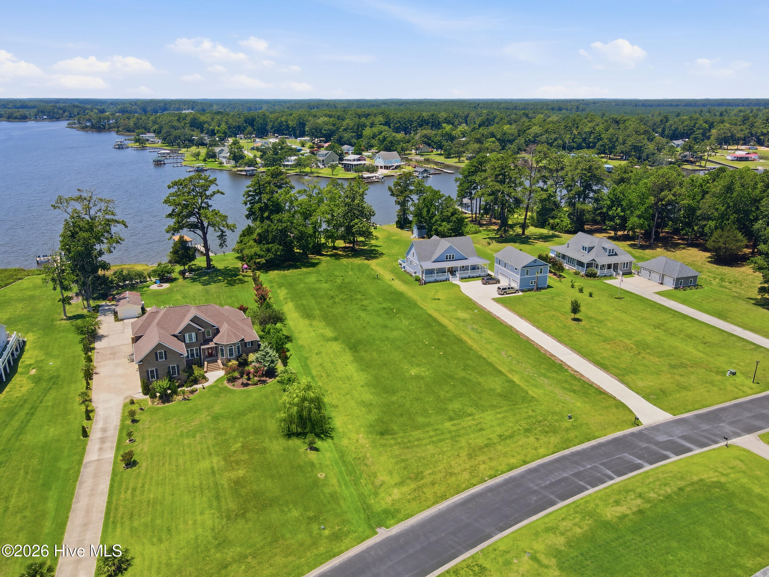 434 Southern Plantation Drive S,Oriental