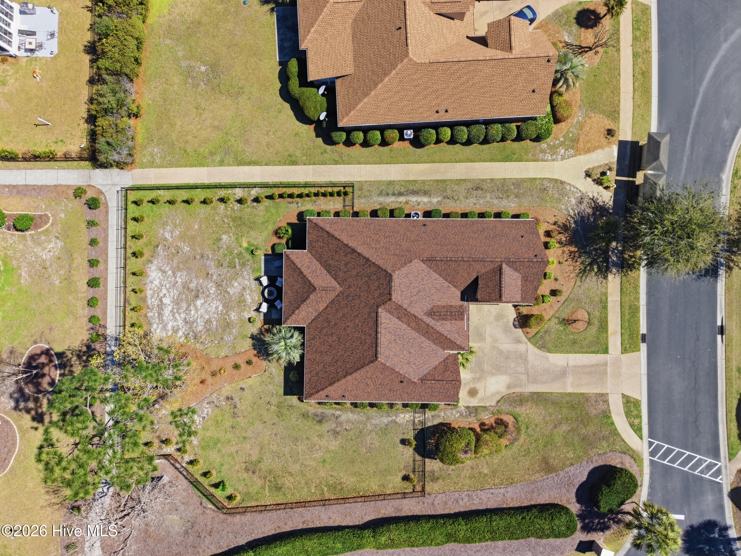 100561149 | Photo 36