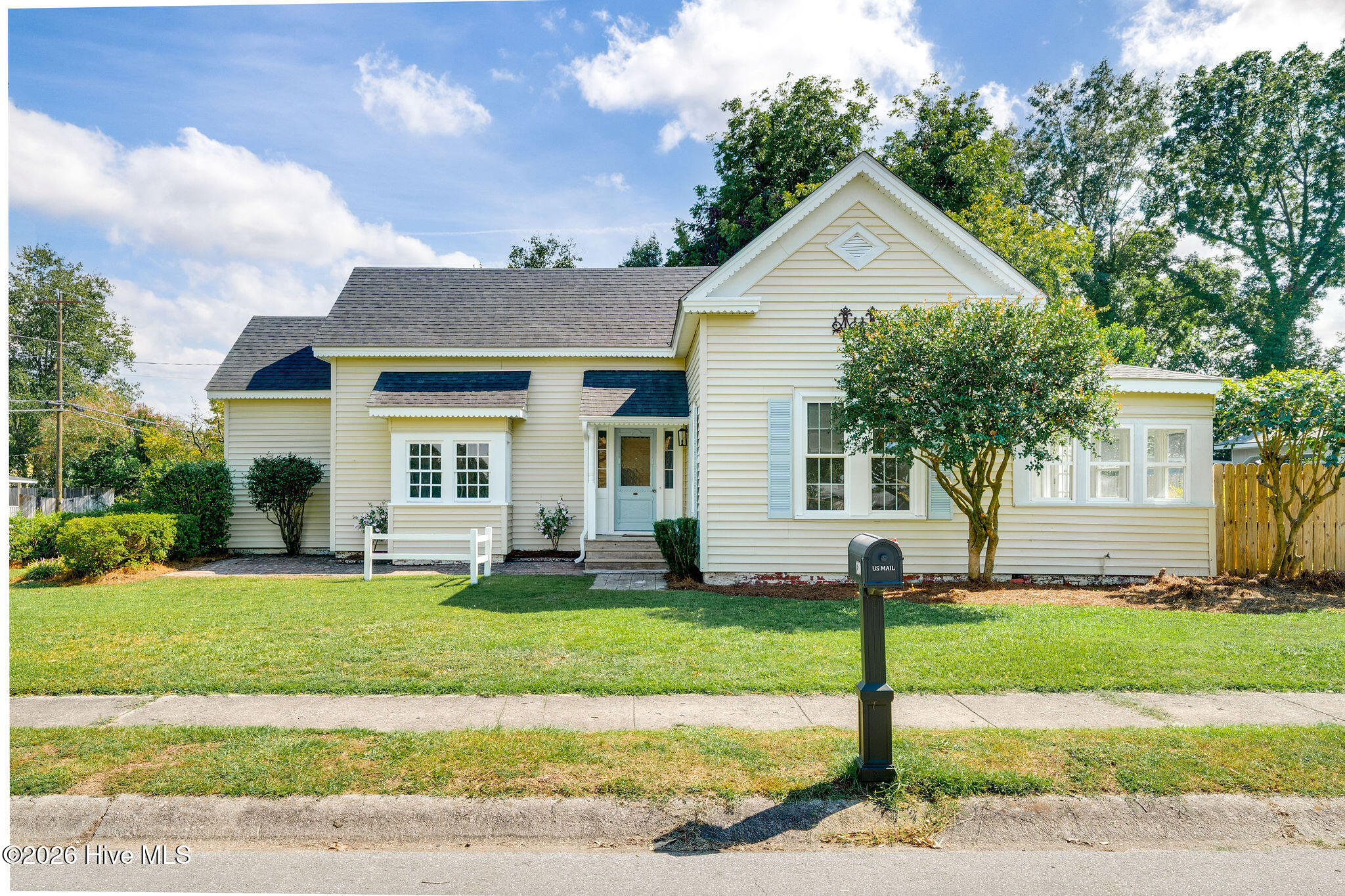 130 E Main Street, Rose Hill, NC 28458