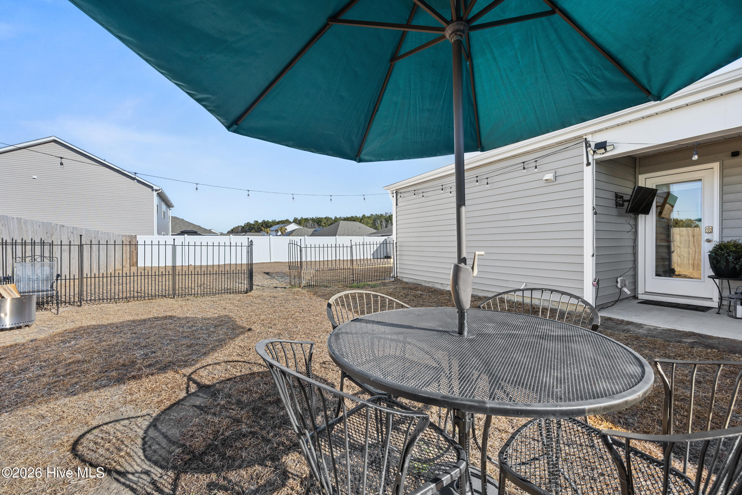 100555652 | Photo 43