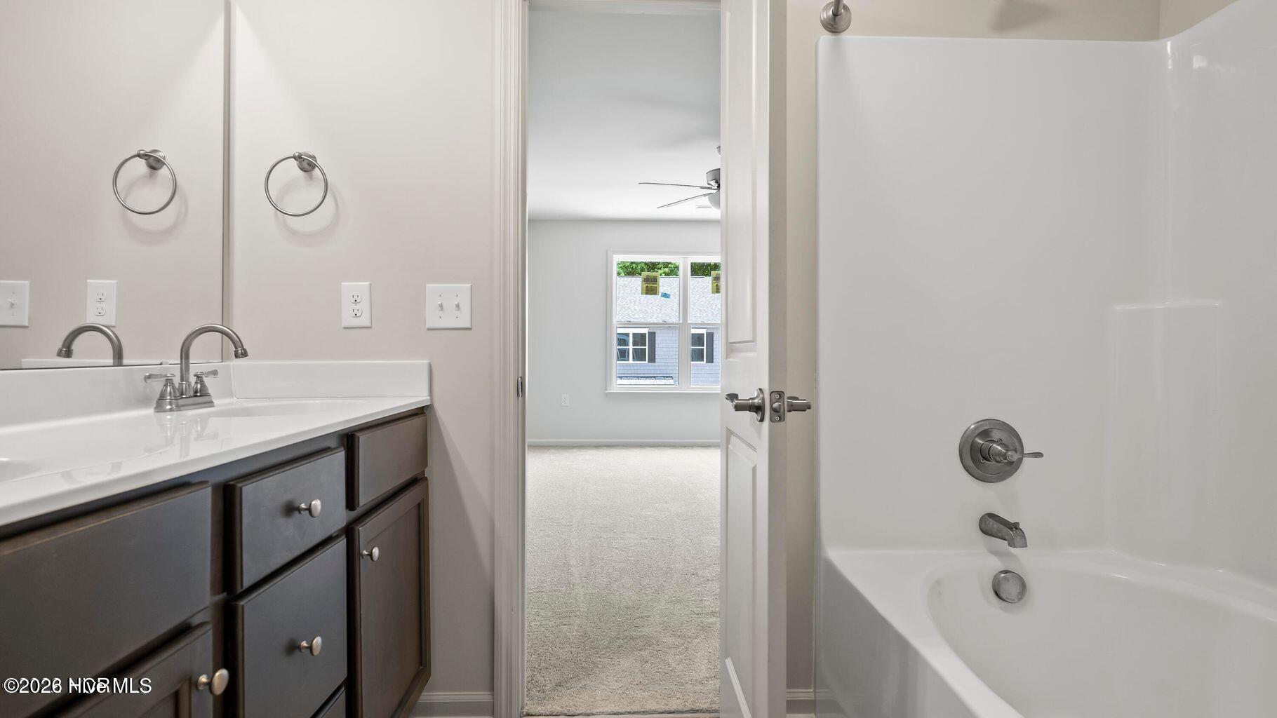 317 Glenellen Loop Road,Midway Park