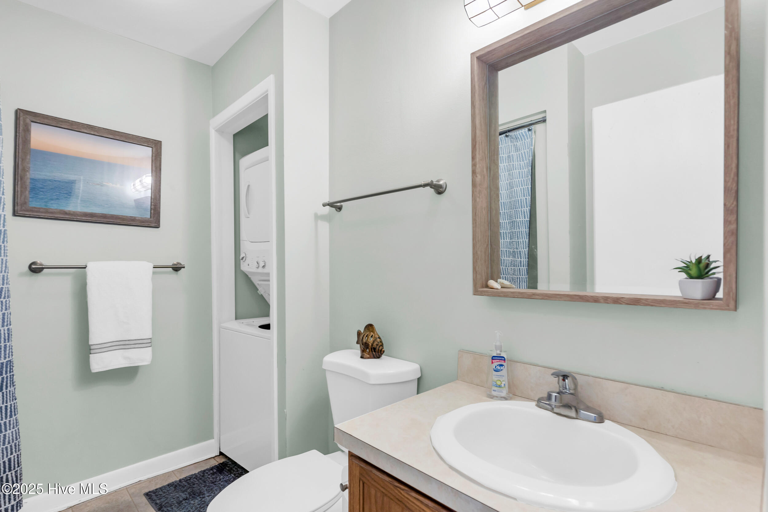 100557398 | Photo 19