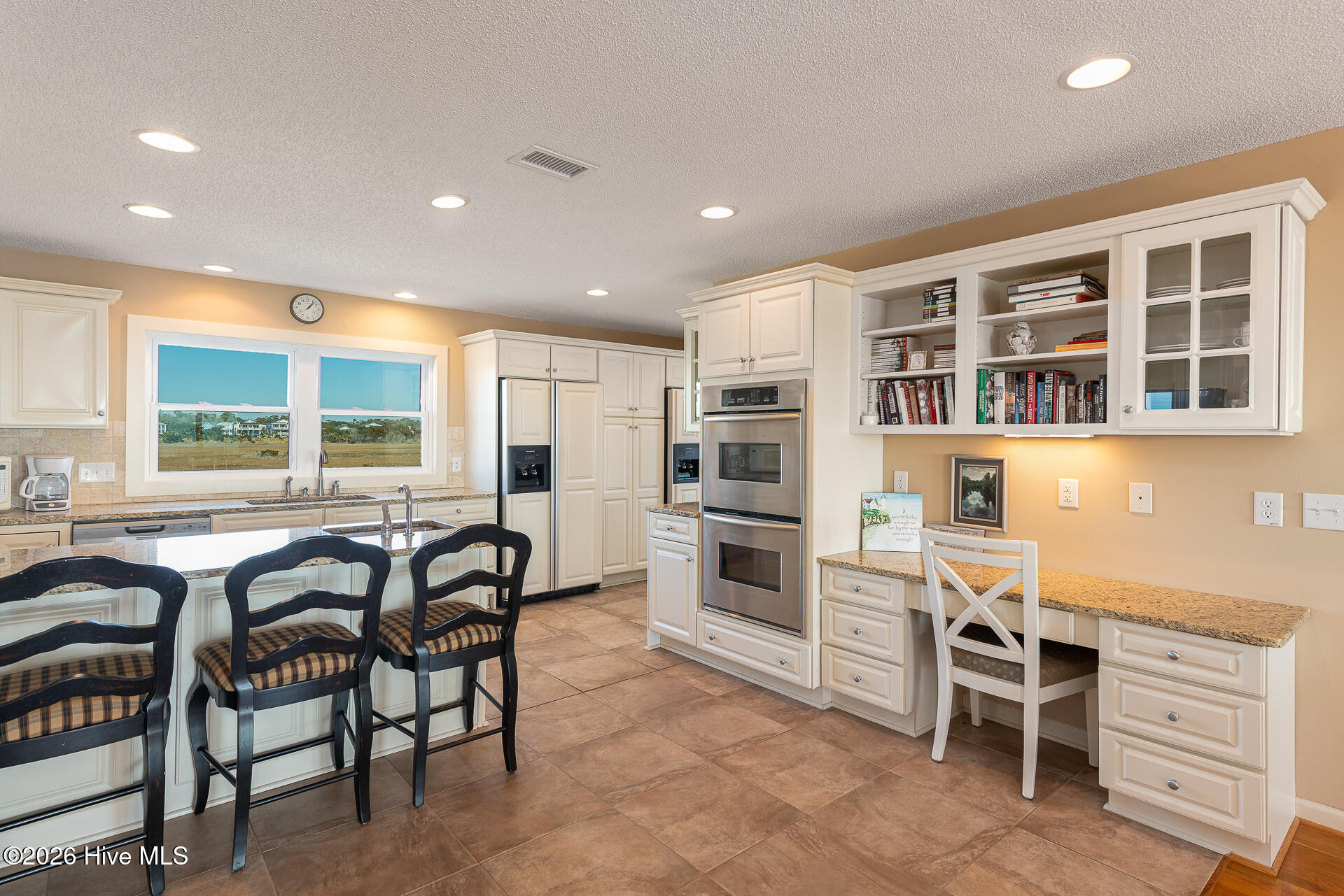 100556011 | Photo 29