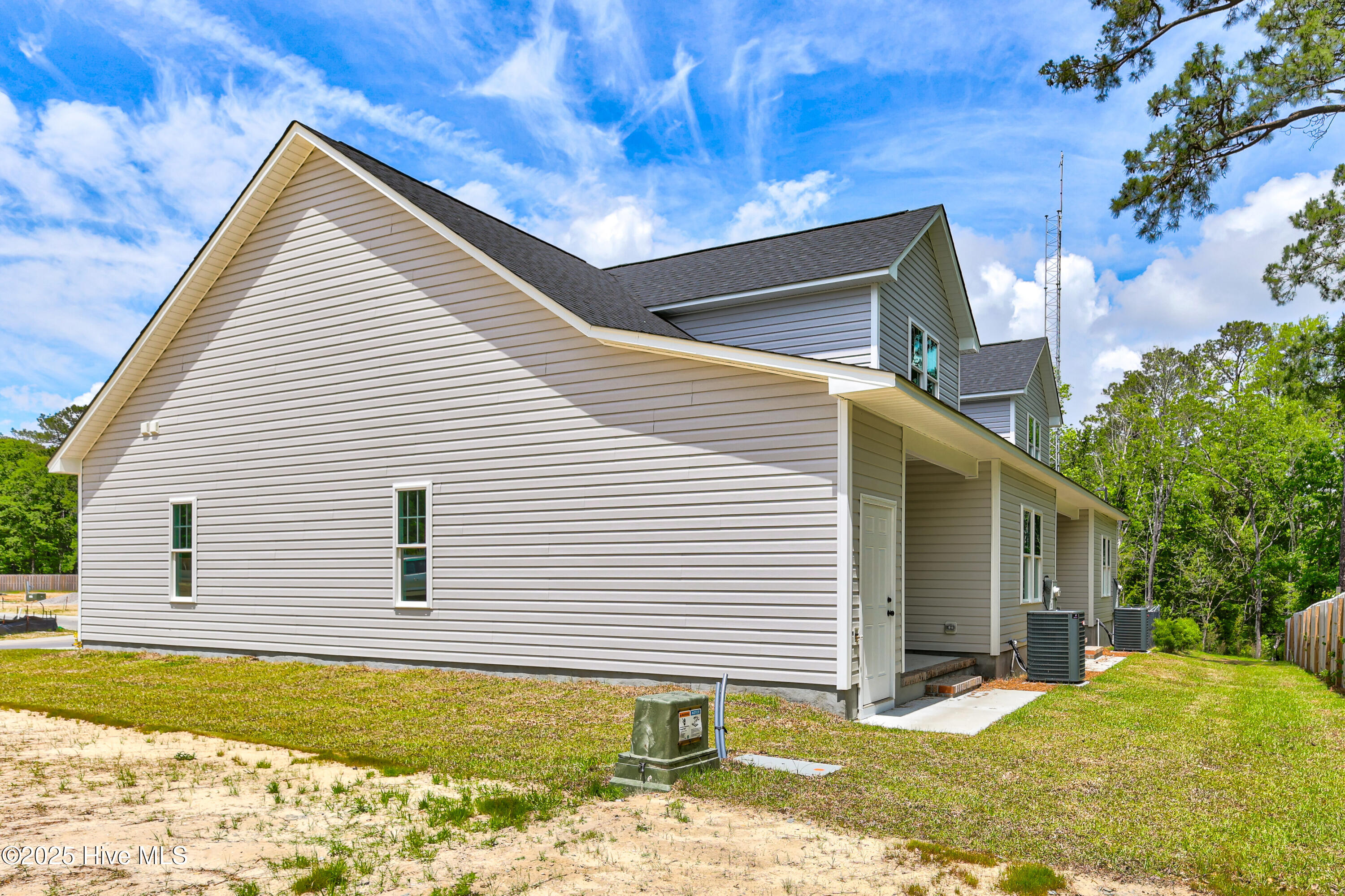 100515116 | Photo 31