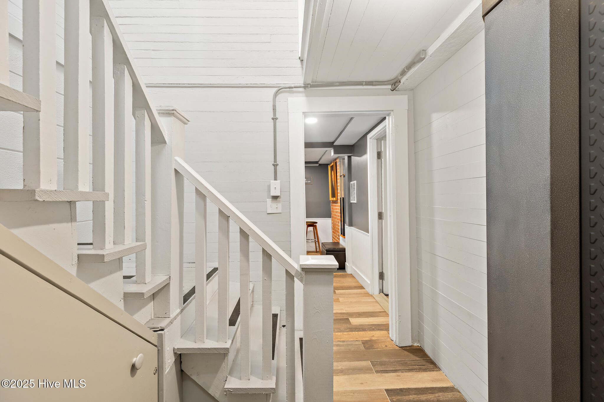 100531510 | Photo 57