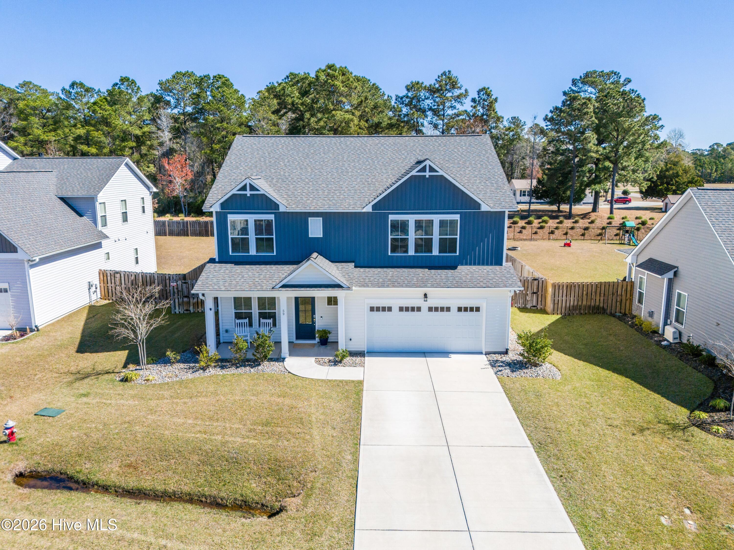 100562684 | Photo 64