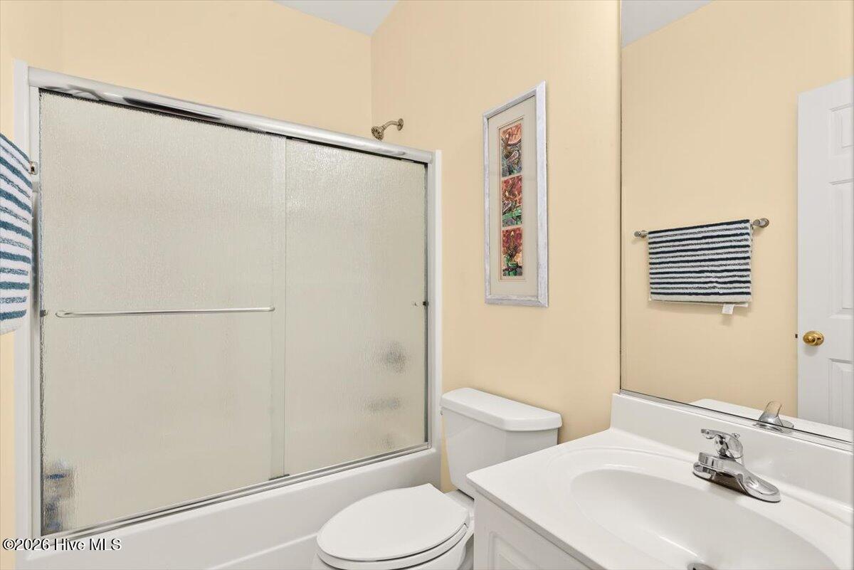 100552949 | Photo 10