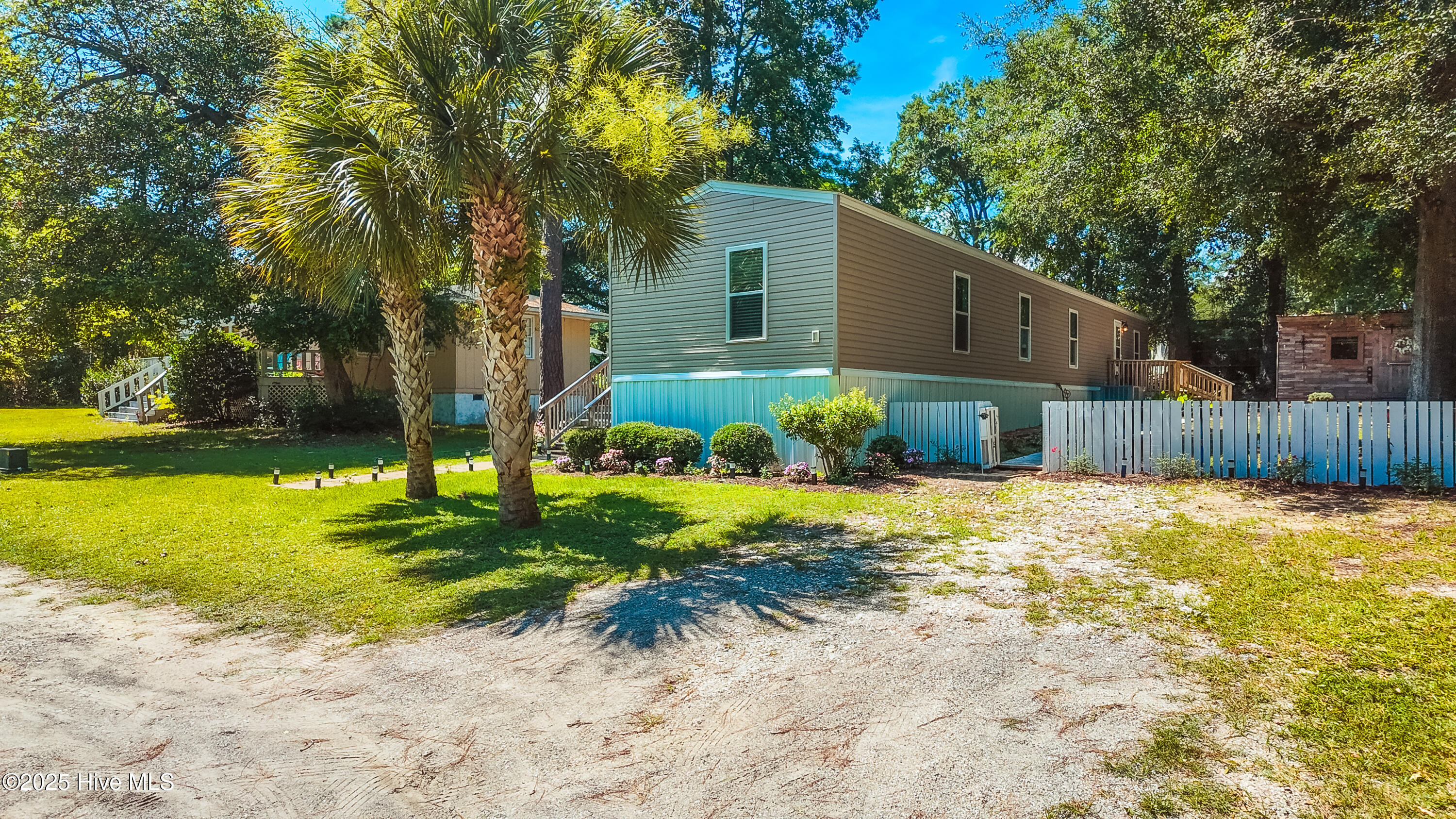 100517636 | Photo 41