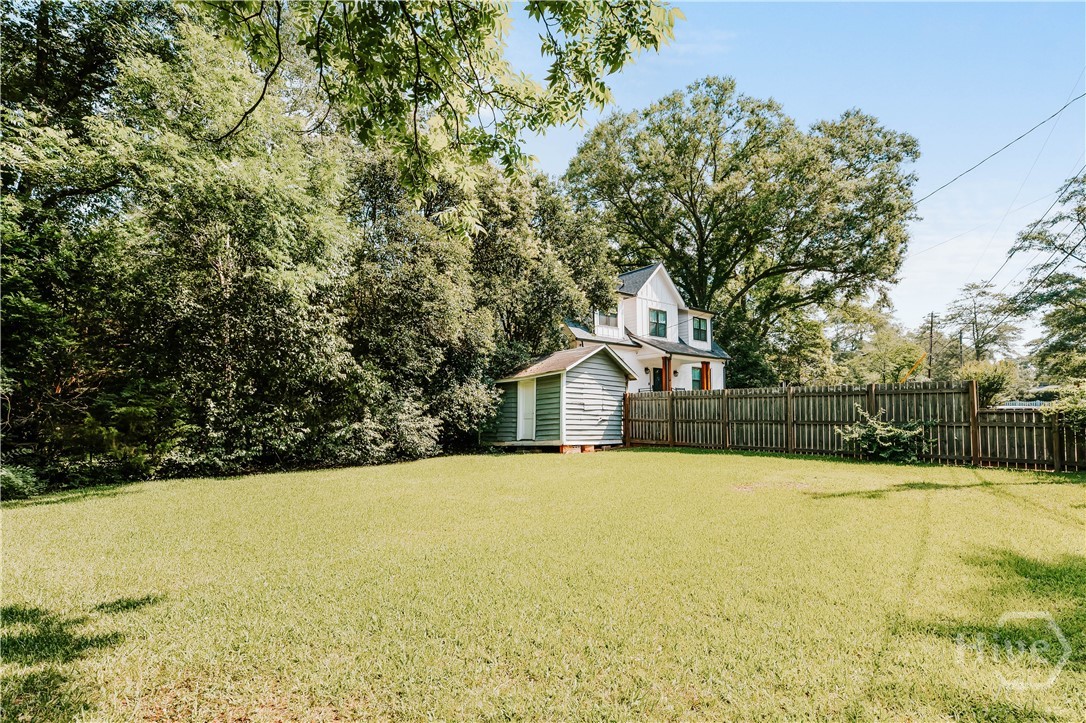 406 Sunset Drive