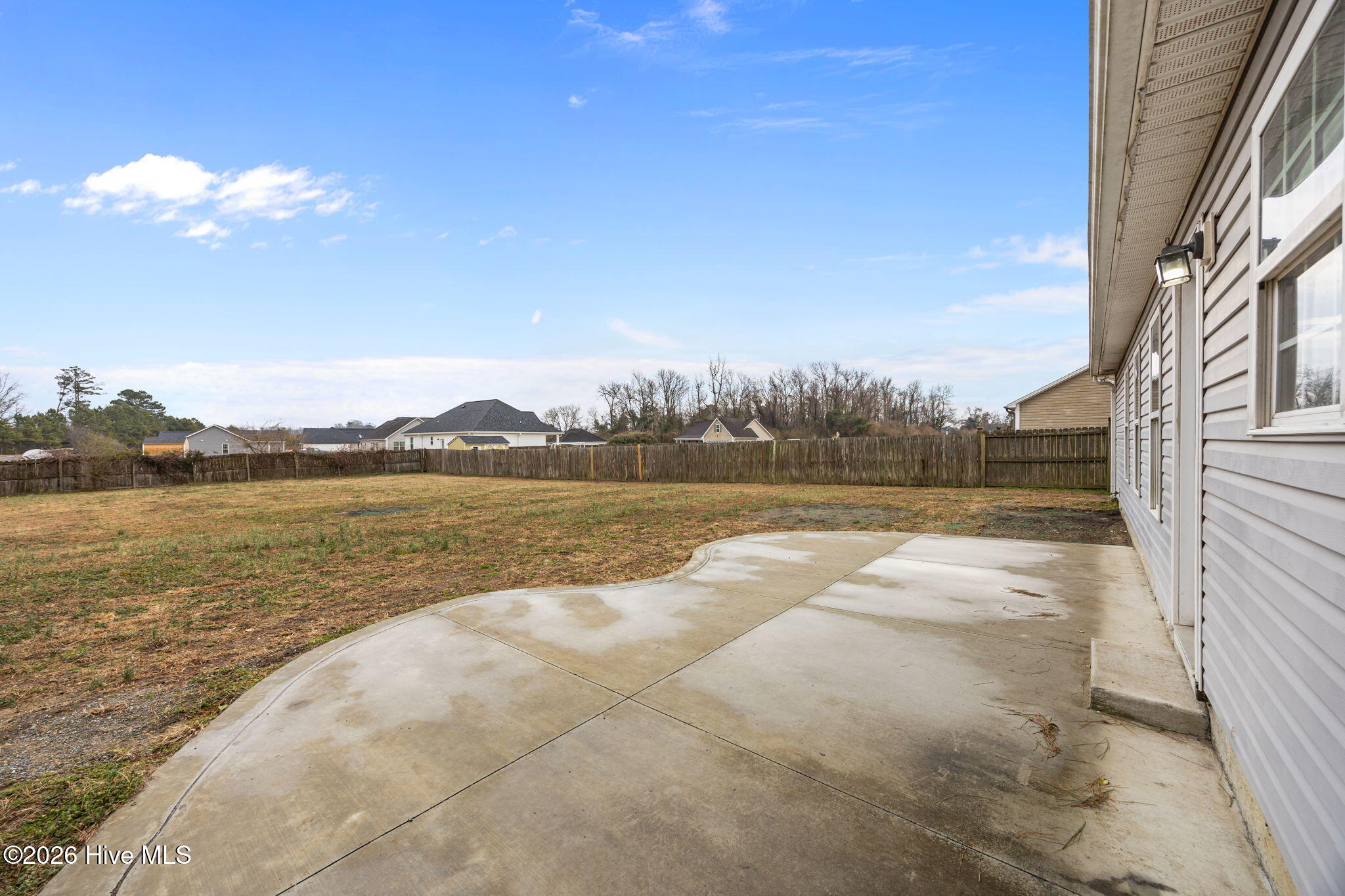 100555278 | Photo 44