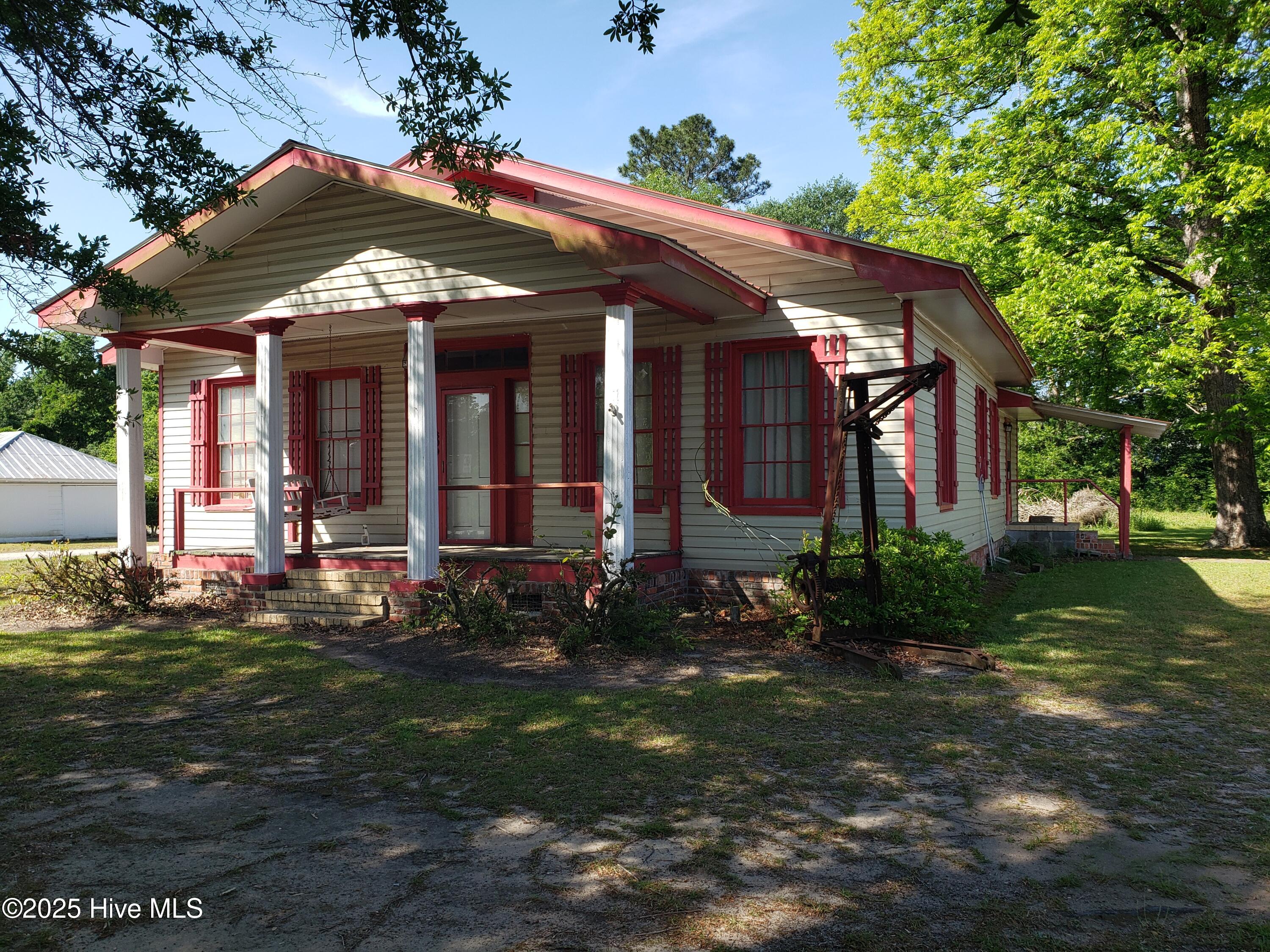 Homes for sale in Fair Bluff, NC | 809 Conway Rd, Fair Bluff, NC 28439 | MLS# 100506307