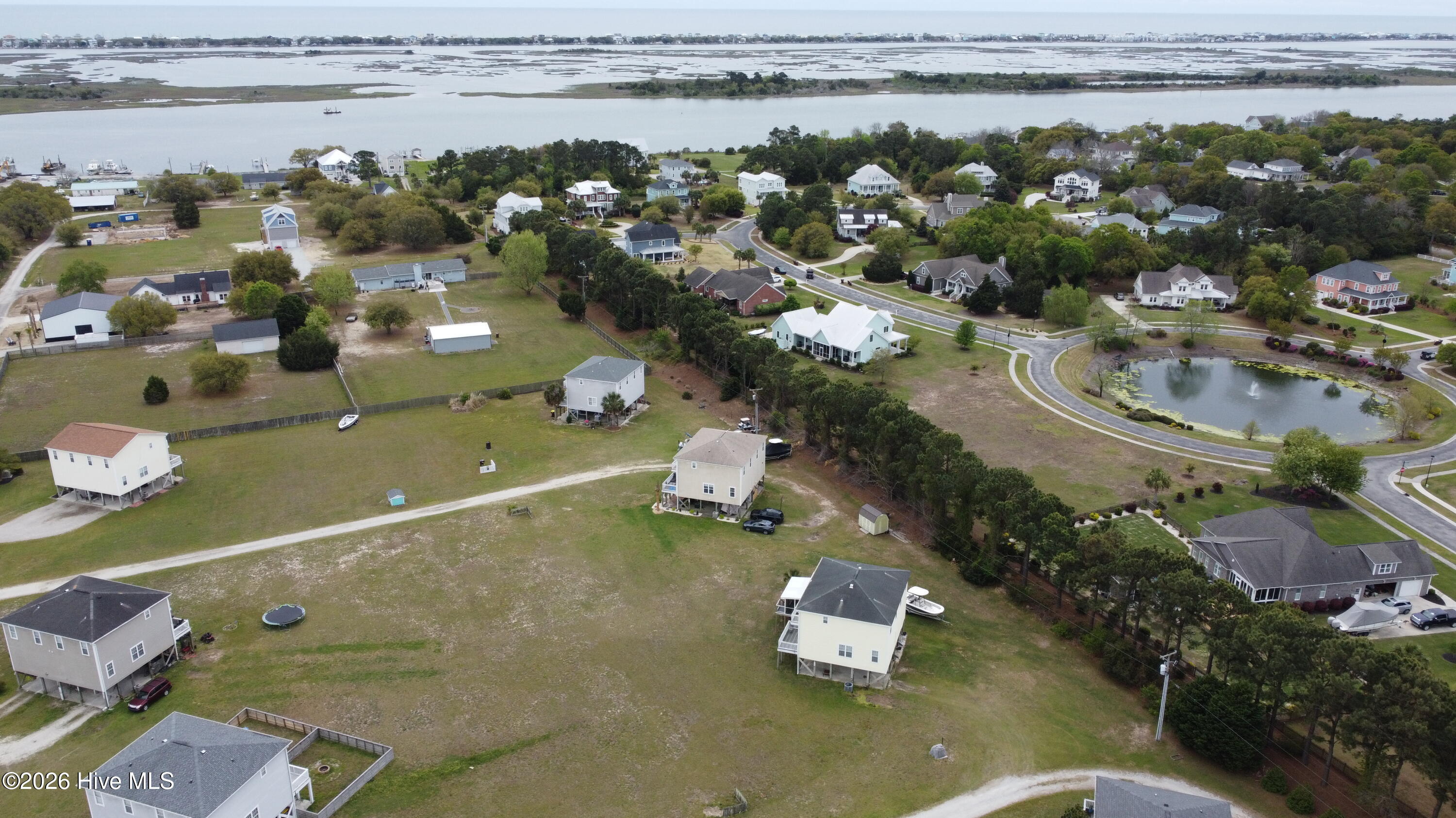 100566043 | Photo 18