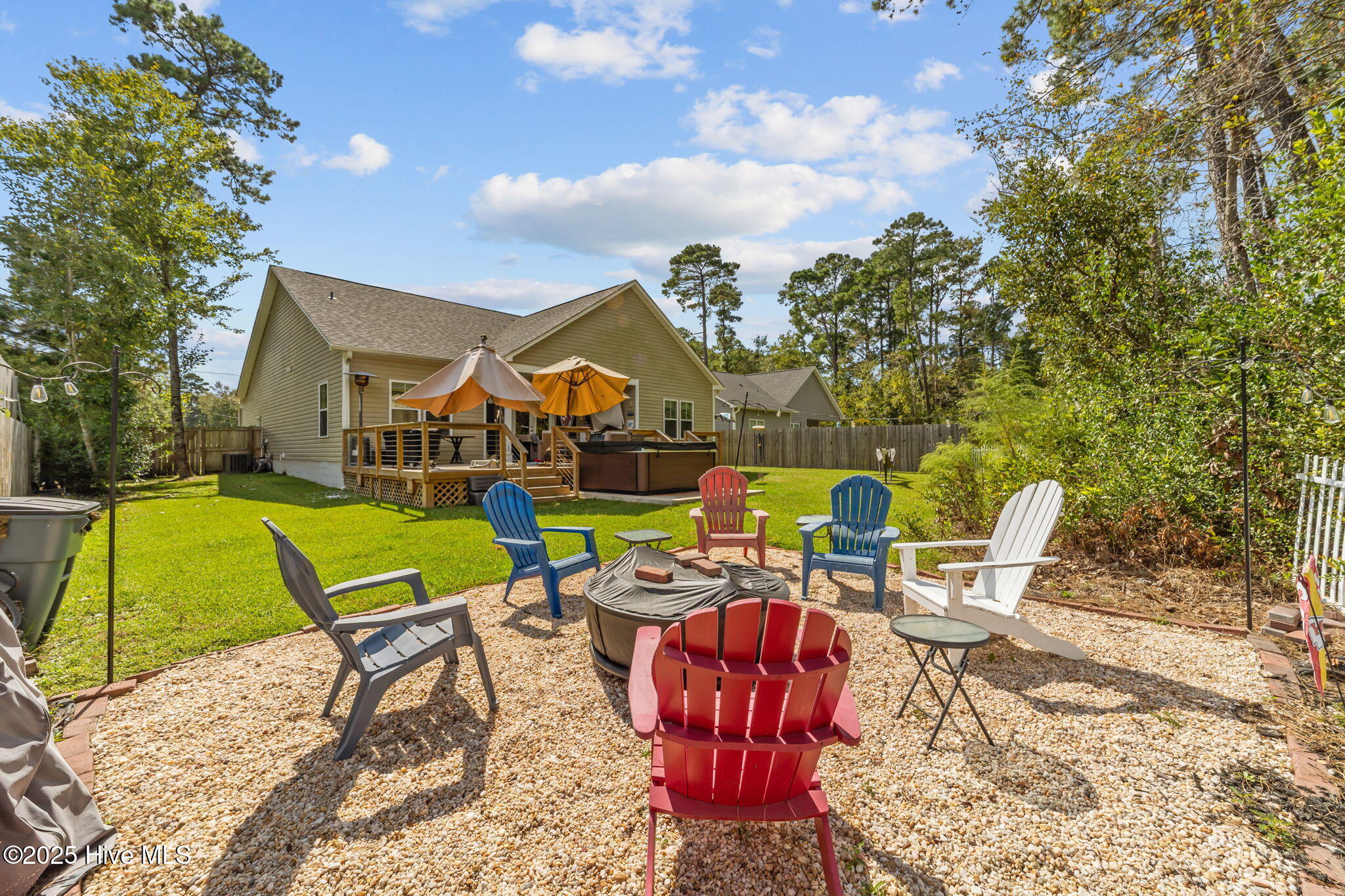 100531011 | Photo 30