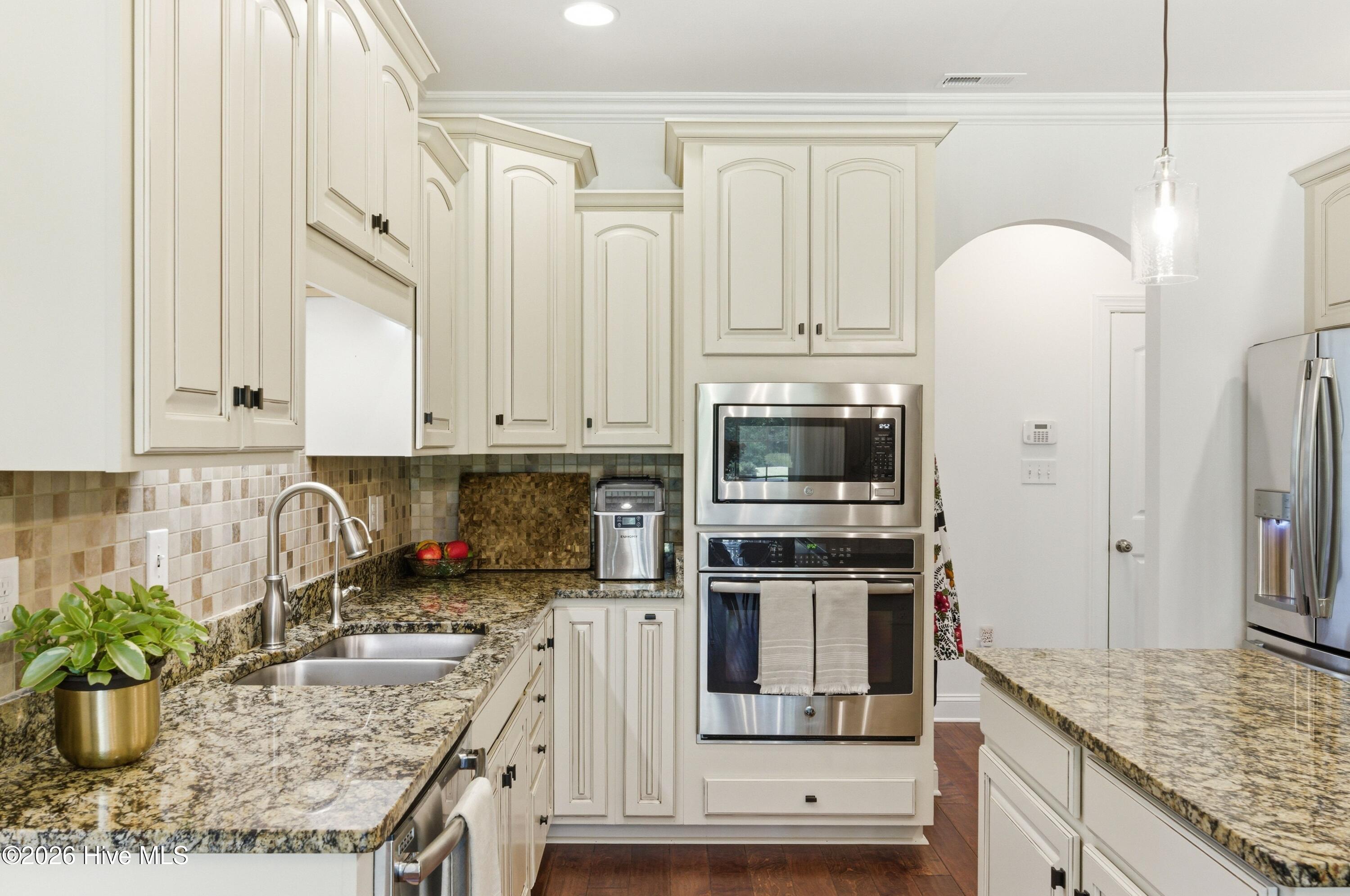 74 Aster Place, Hampstead, NC, 28443