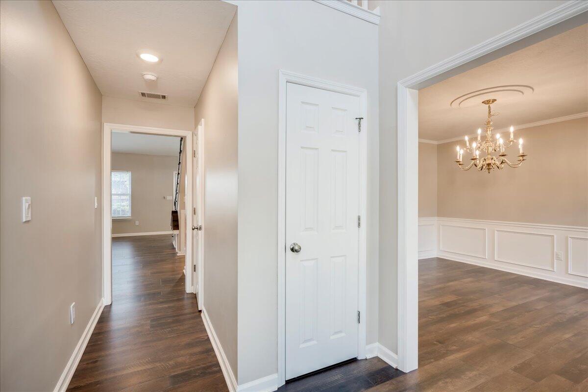 4885 Rolling Hill Road