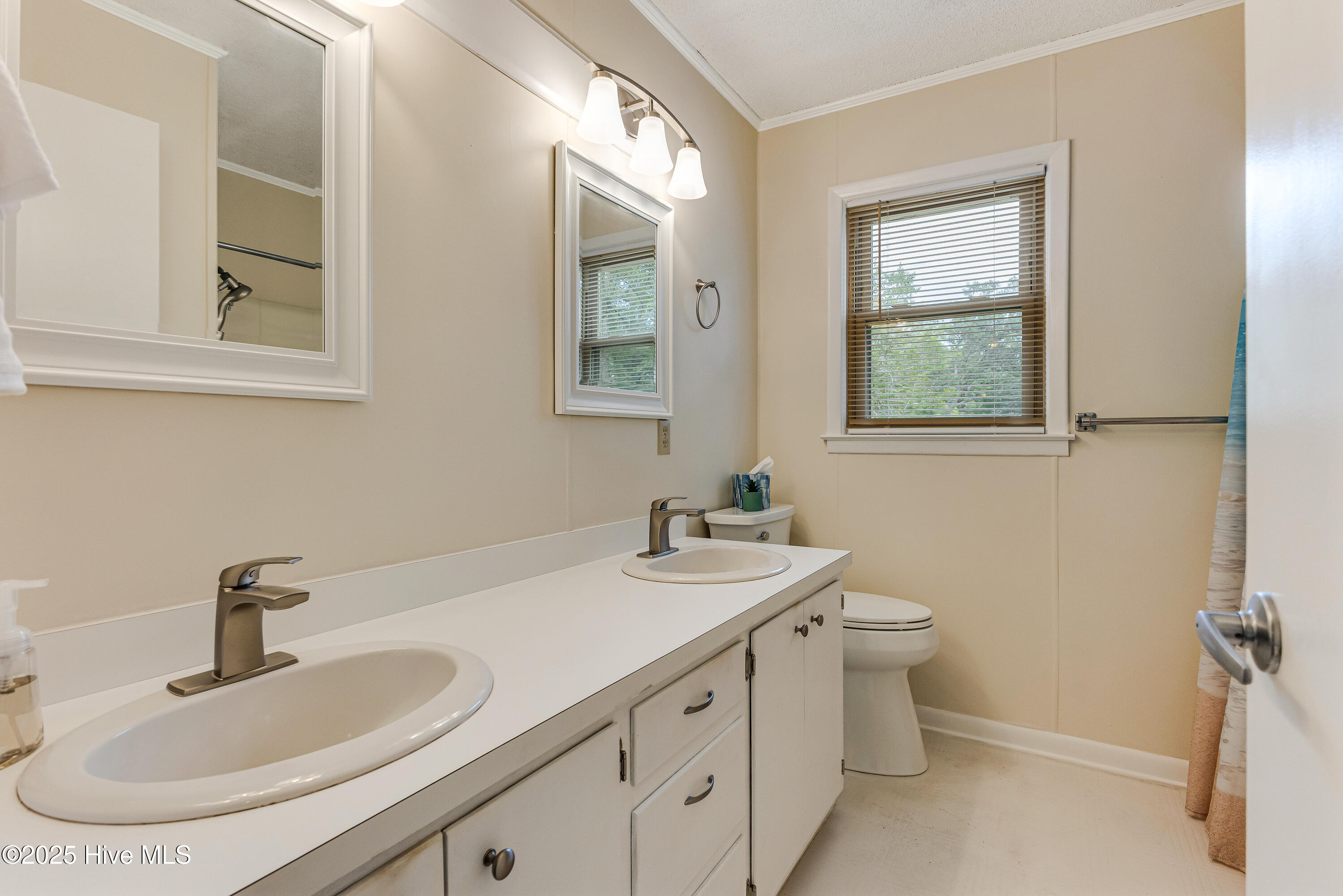 100523240 | Photo 20