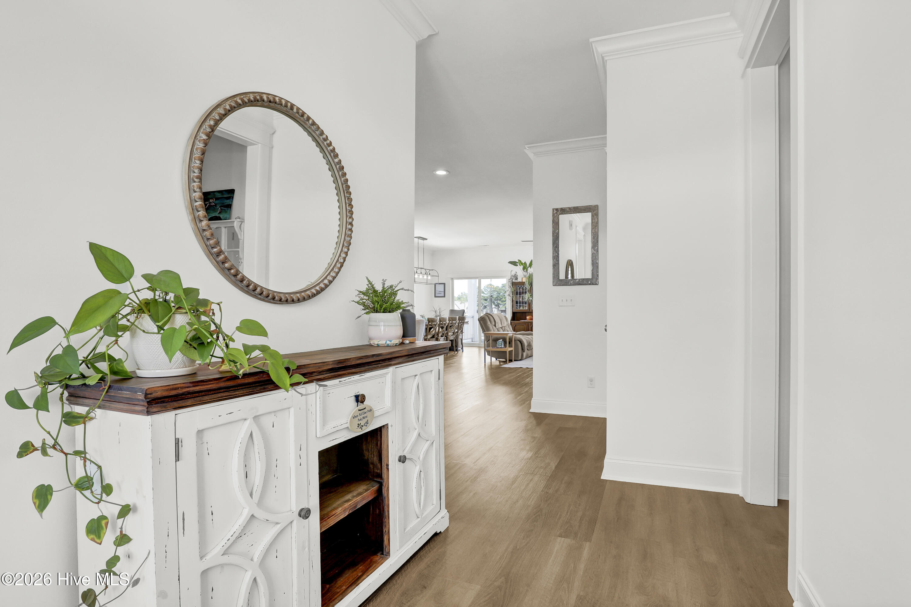 100561723 | Photo 21