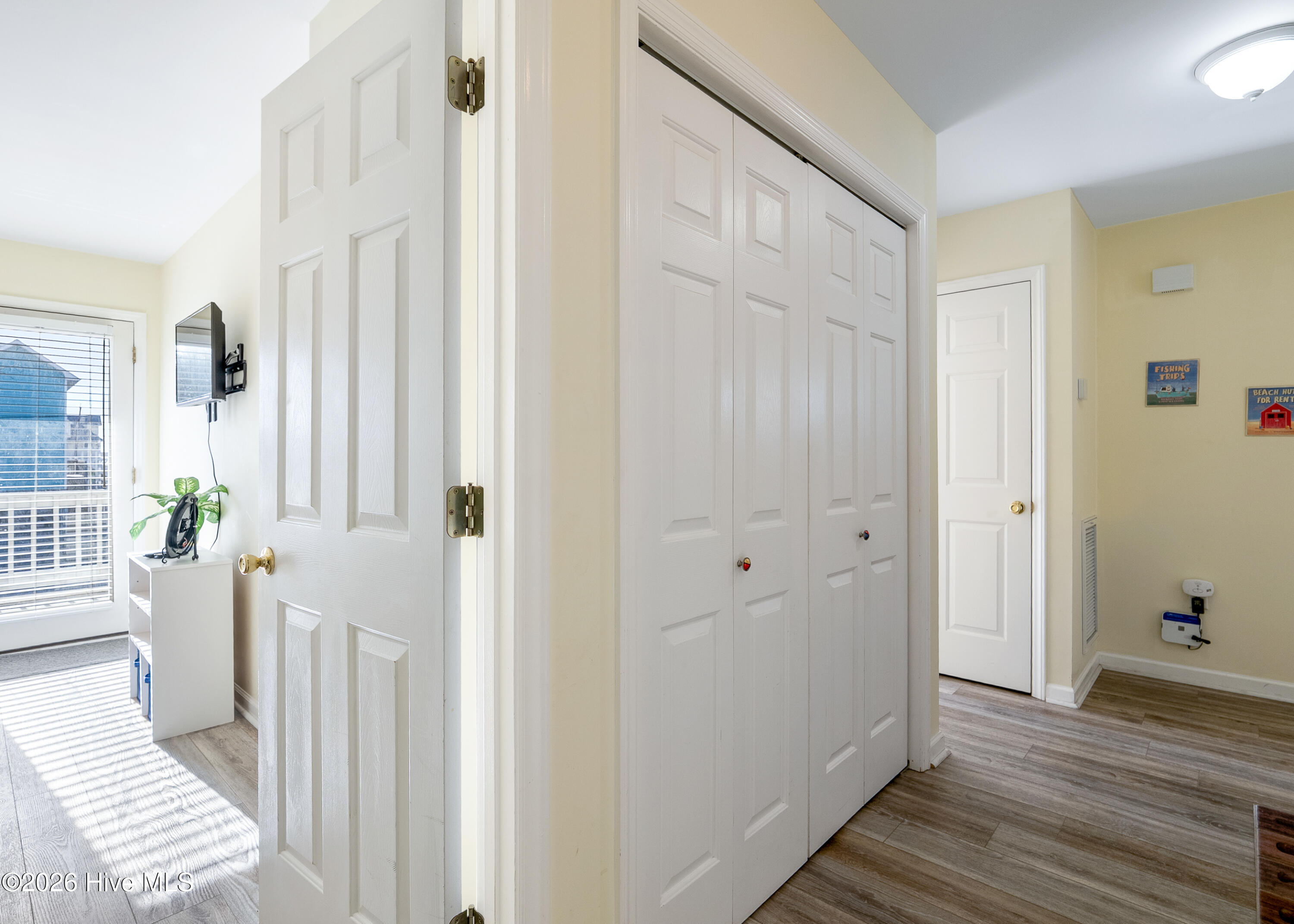 100550508 | Photo 17