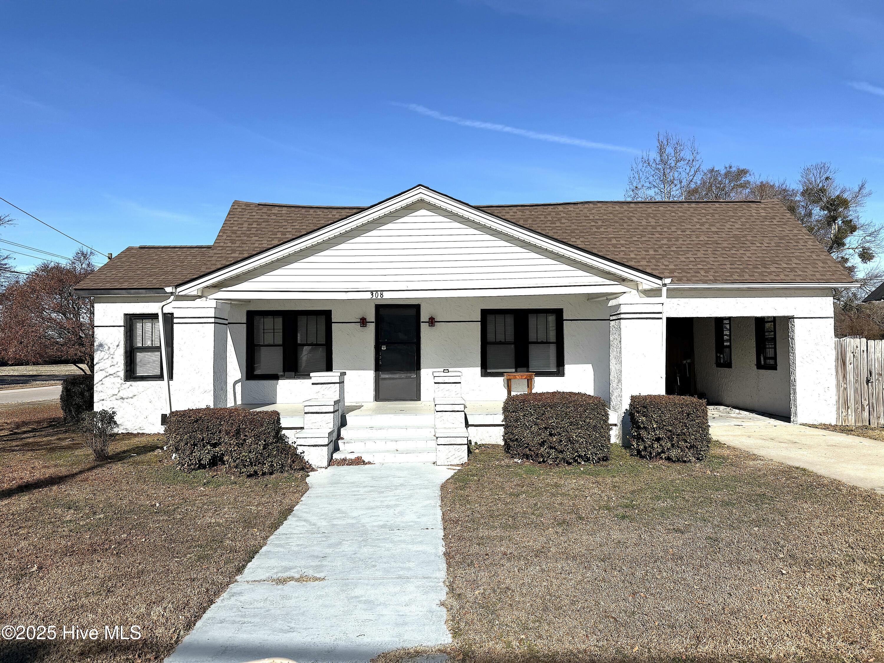 Homes for sale in Stantonsburg, NC | 308 S Yelverton St, Stantonsburg, NC 27883 | MLS# 100545465