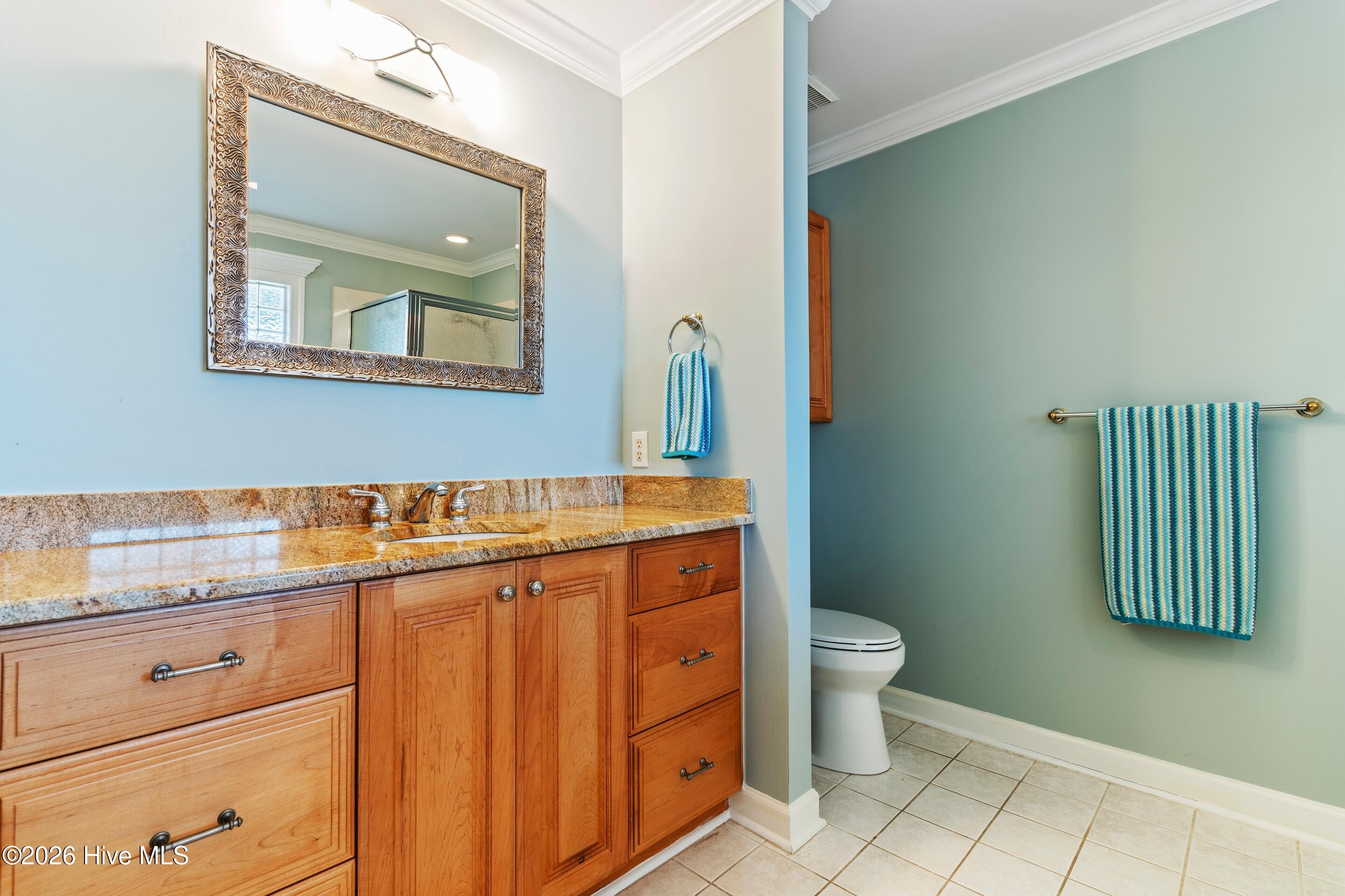 100549552 | Photo 38