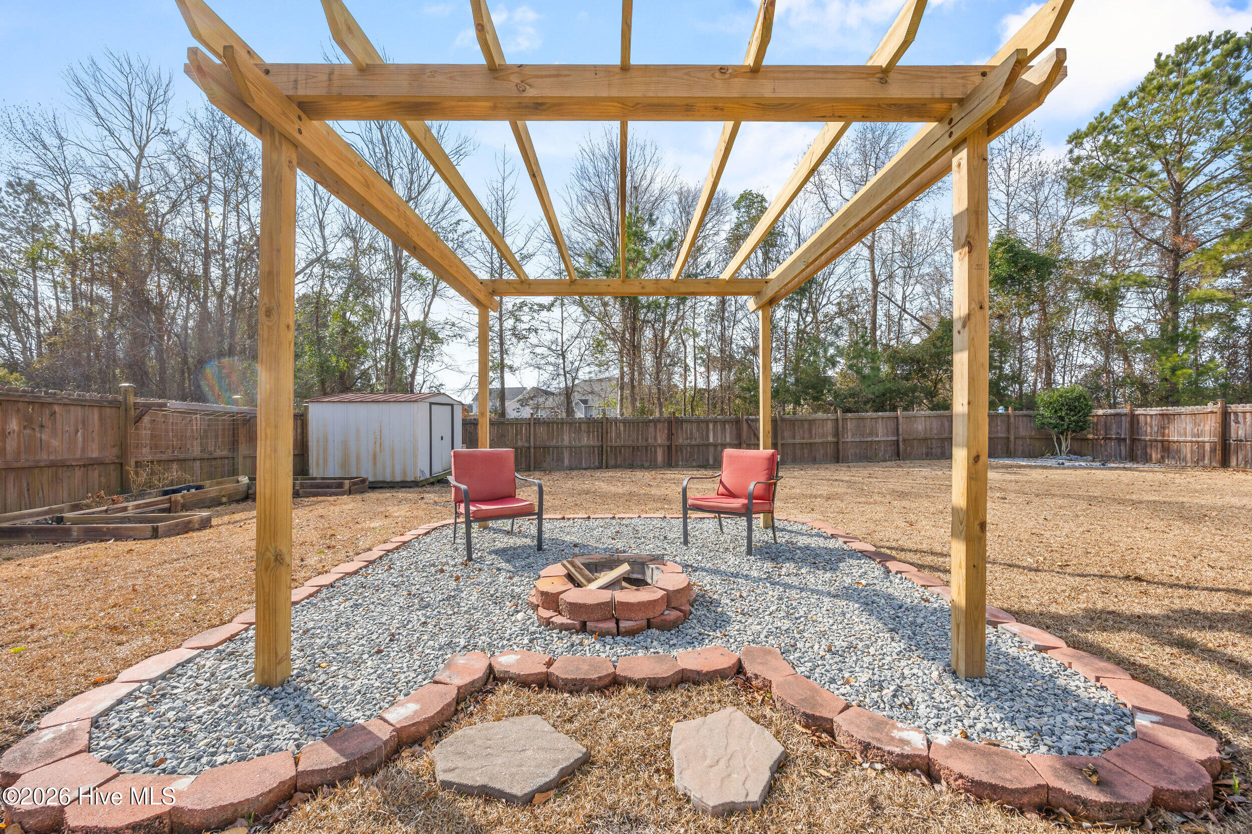 100548661 | Photo 52