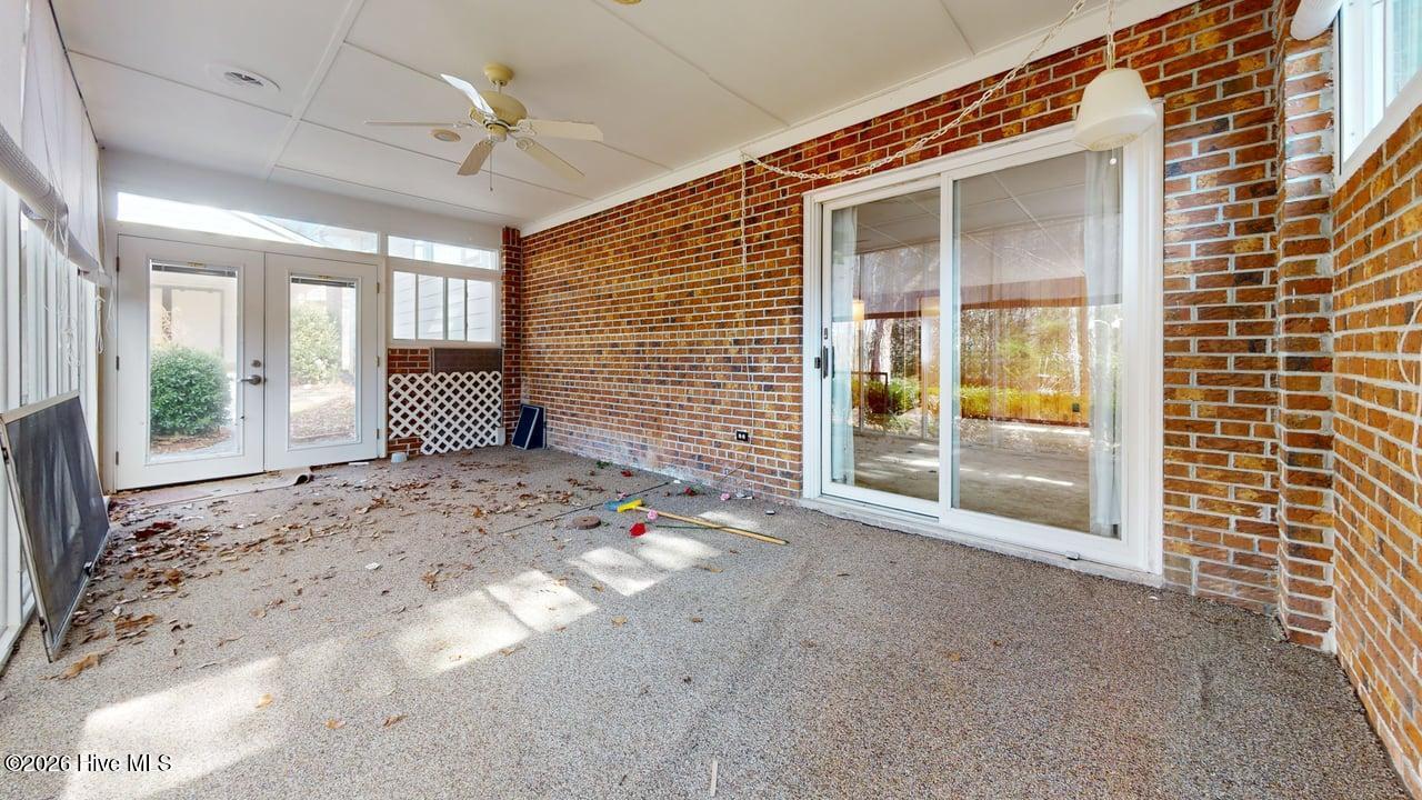 100553926 | Photo 20