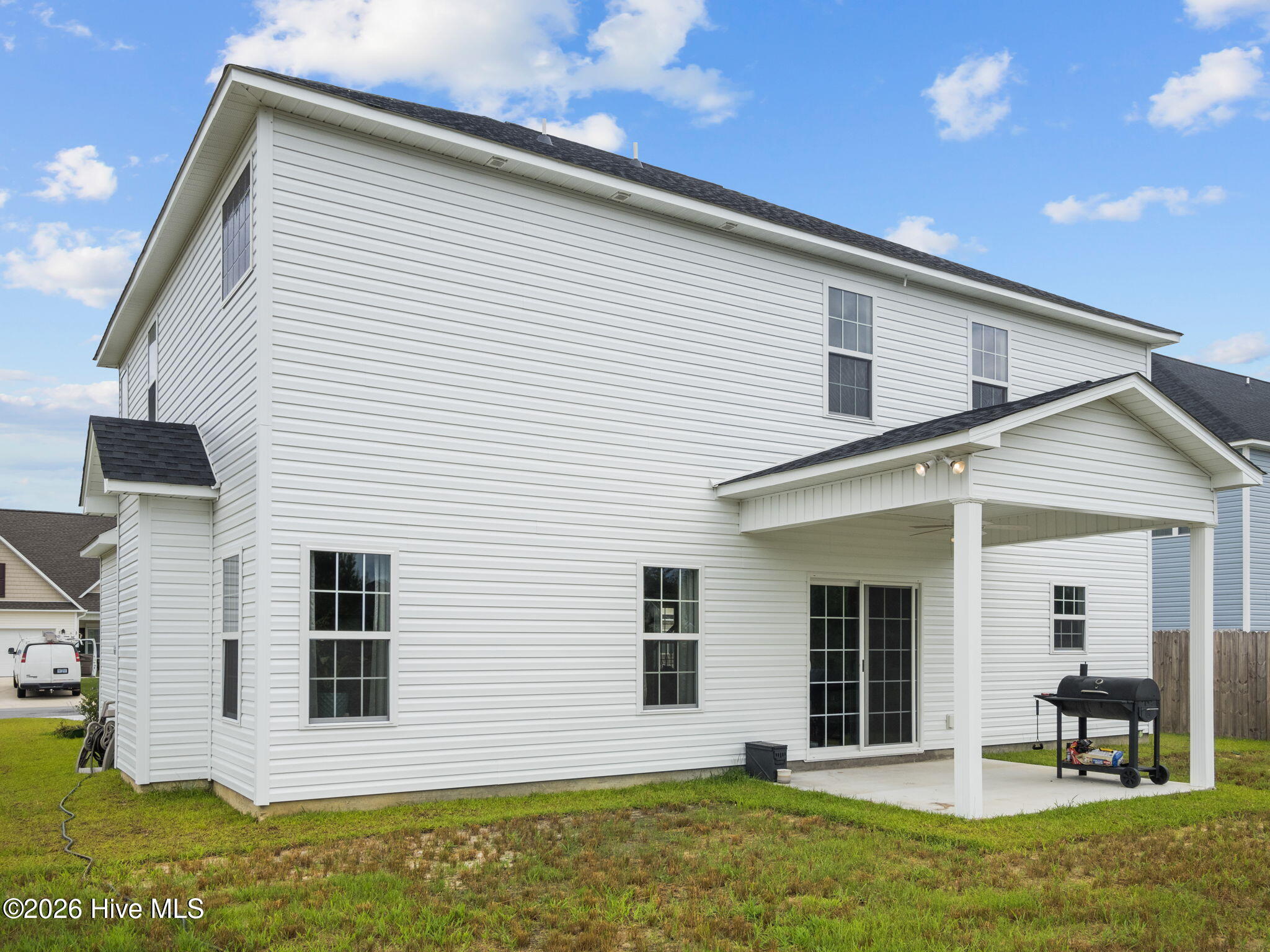 100558760 | Photo 46