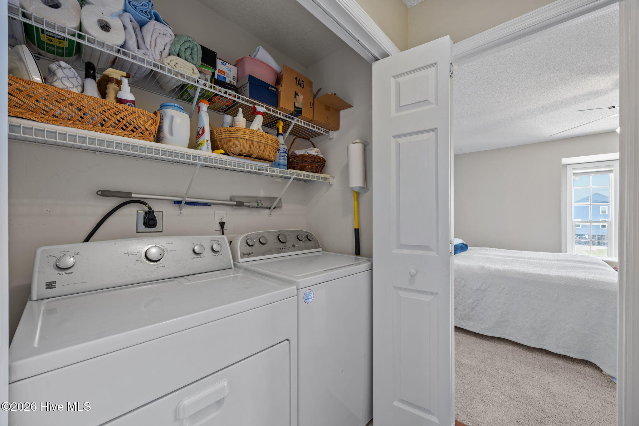 160 Live Oak Road,Newport