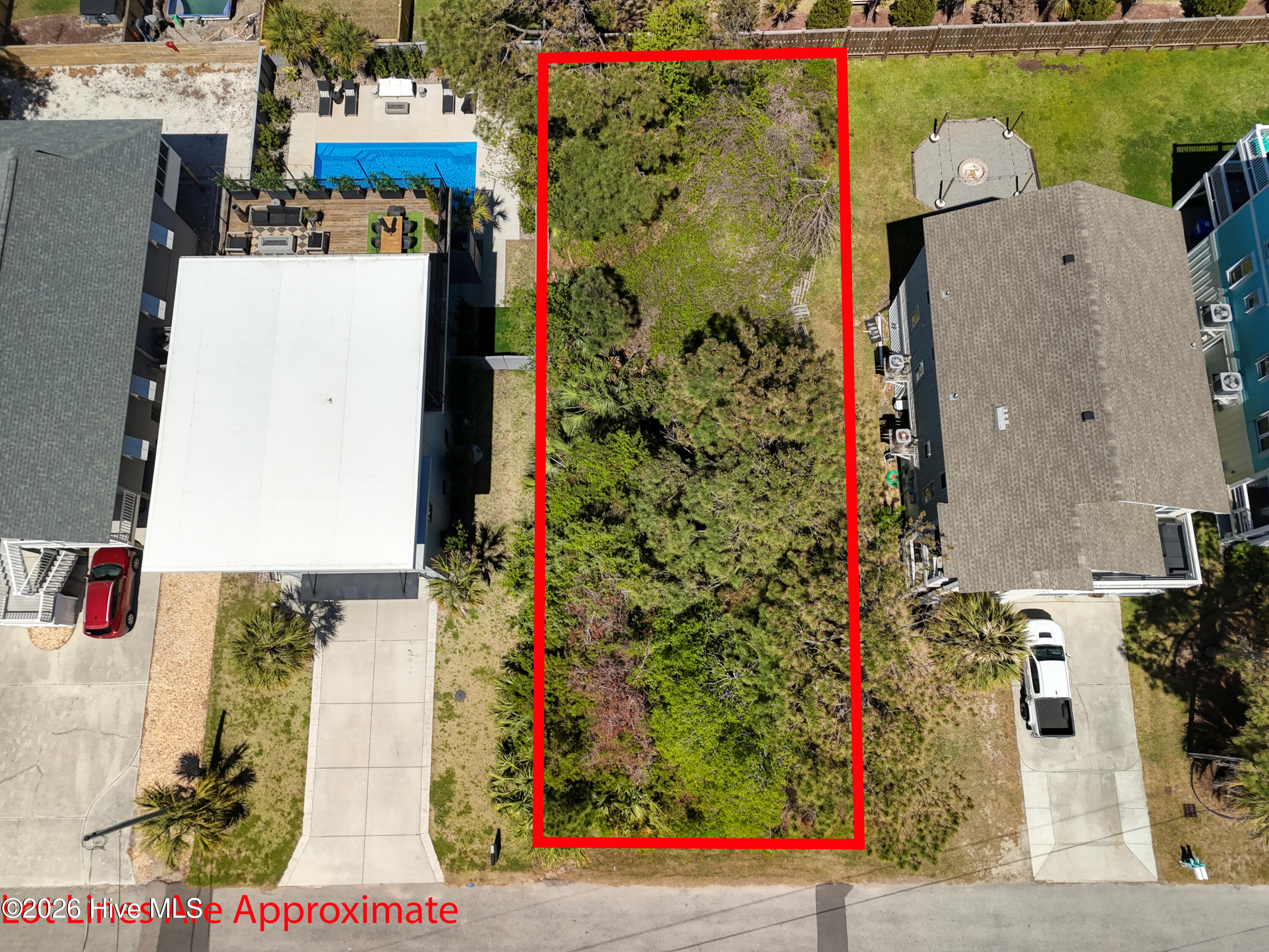 100567772 | Photo 17