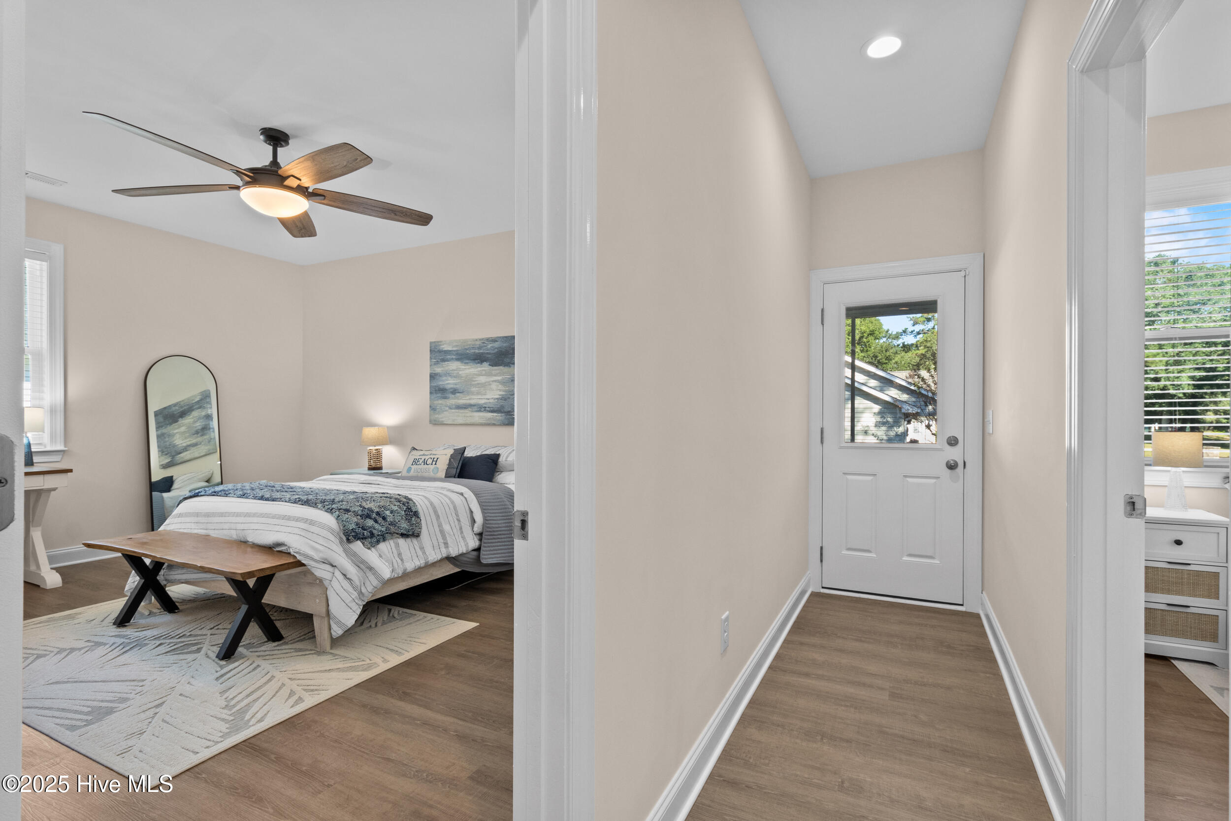 100537622 | Photo 21