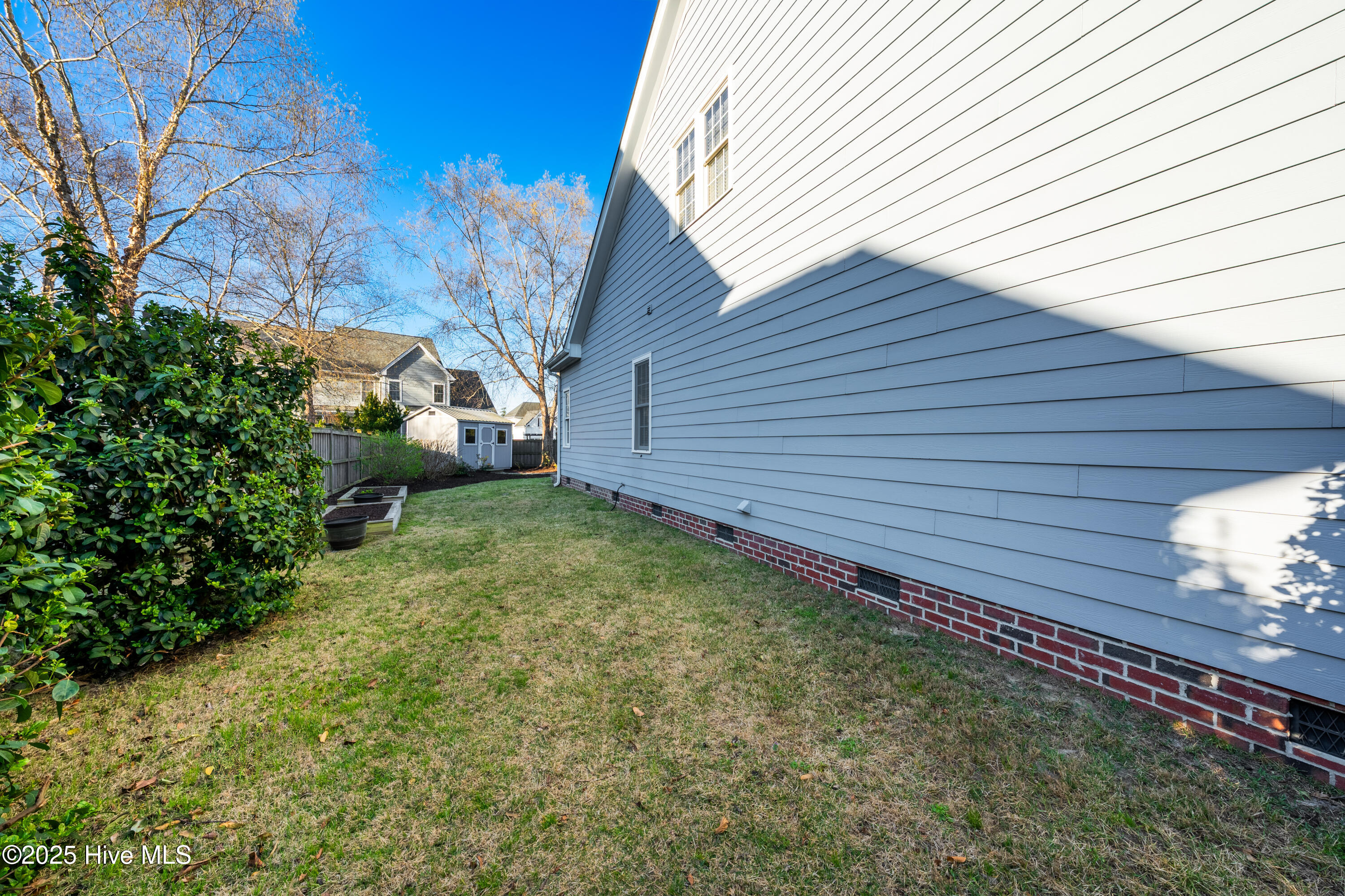 100497692 | Photo 41