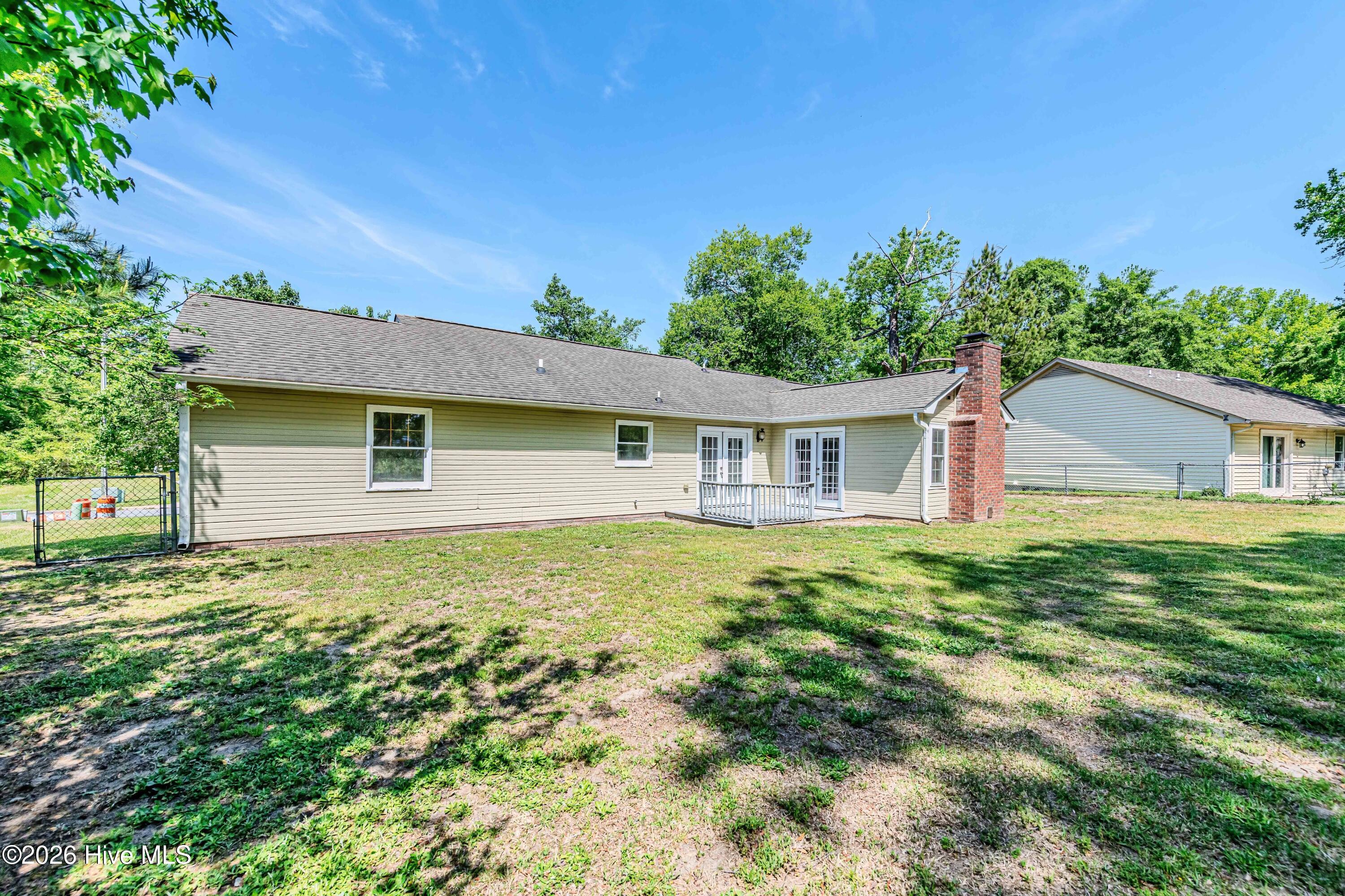 100568106 | Photo 55