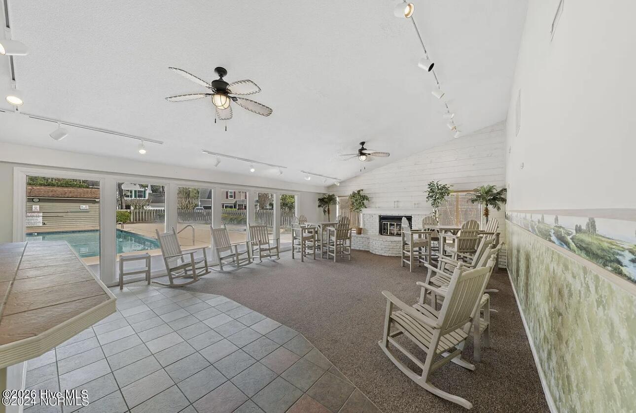 100554147 | Photo 27