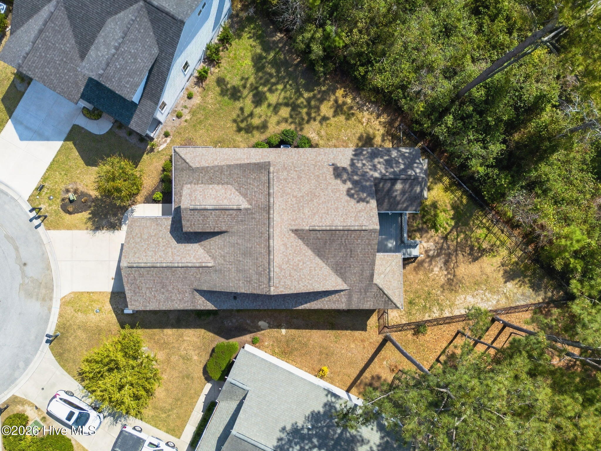 100563252 | Photo 48