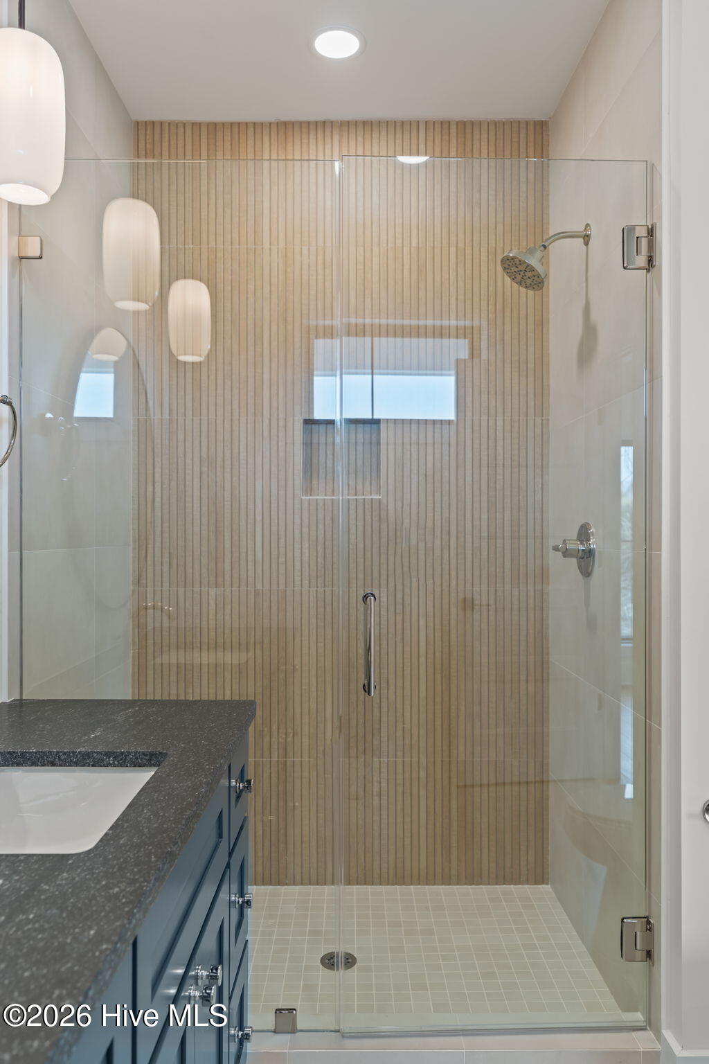 100553287 | Photo 54