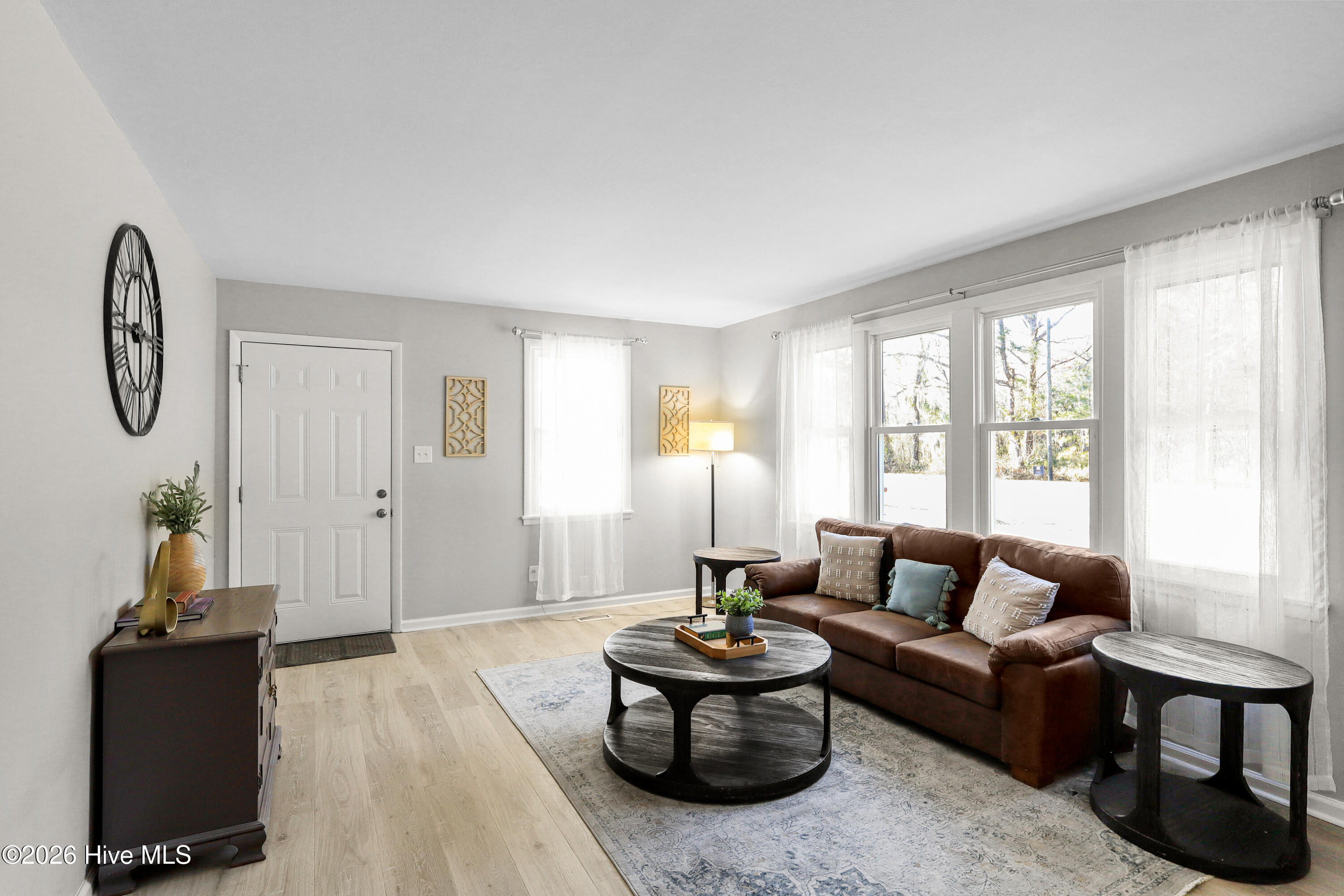 100553720 | Photo 13