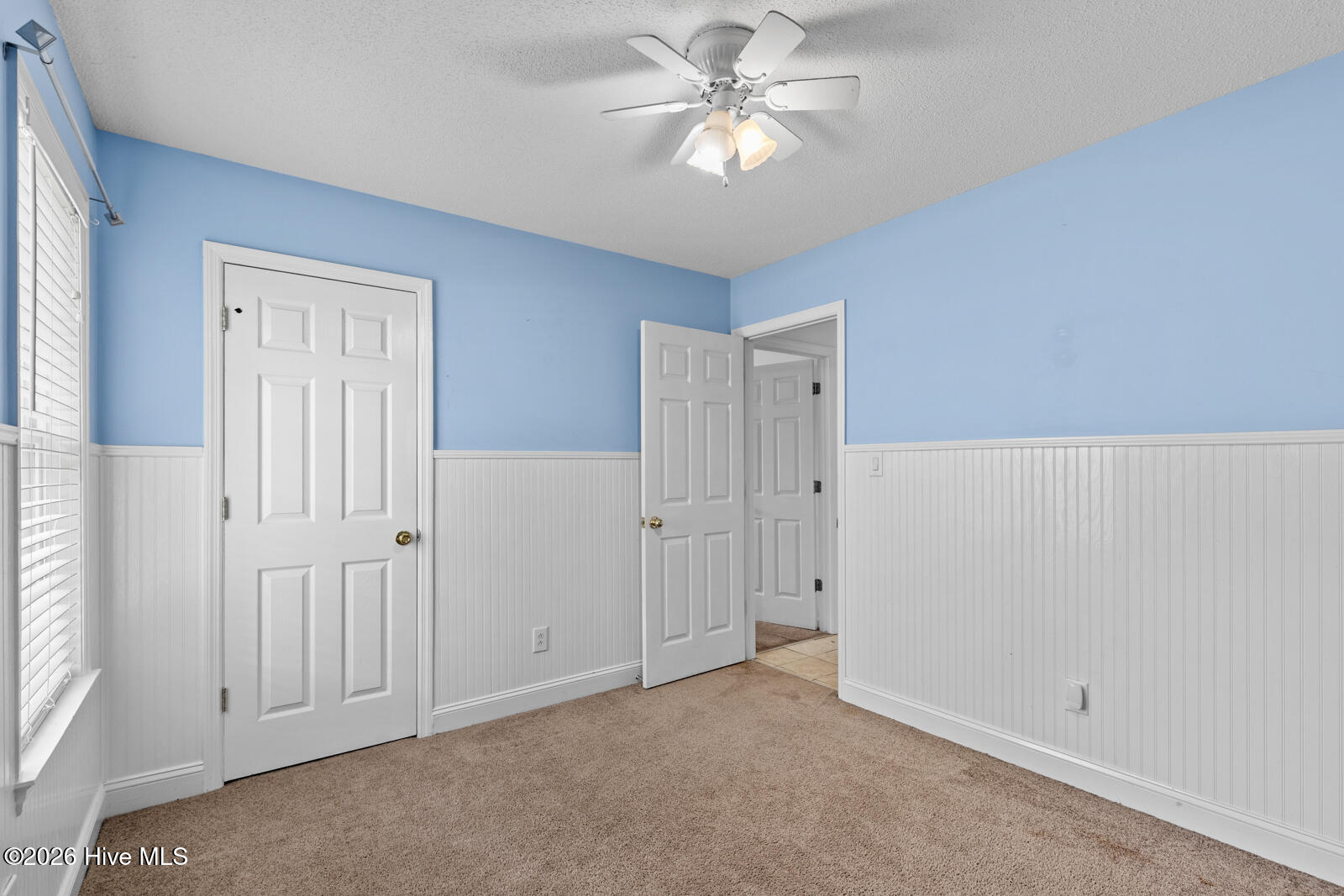 100565866 | Photo 14