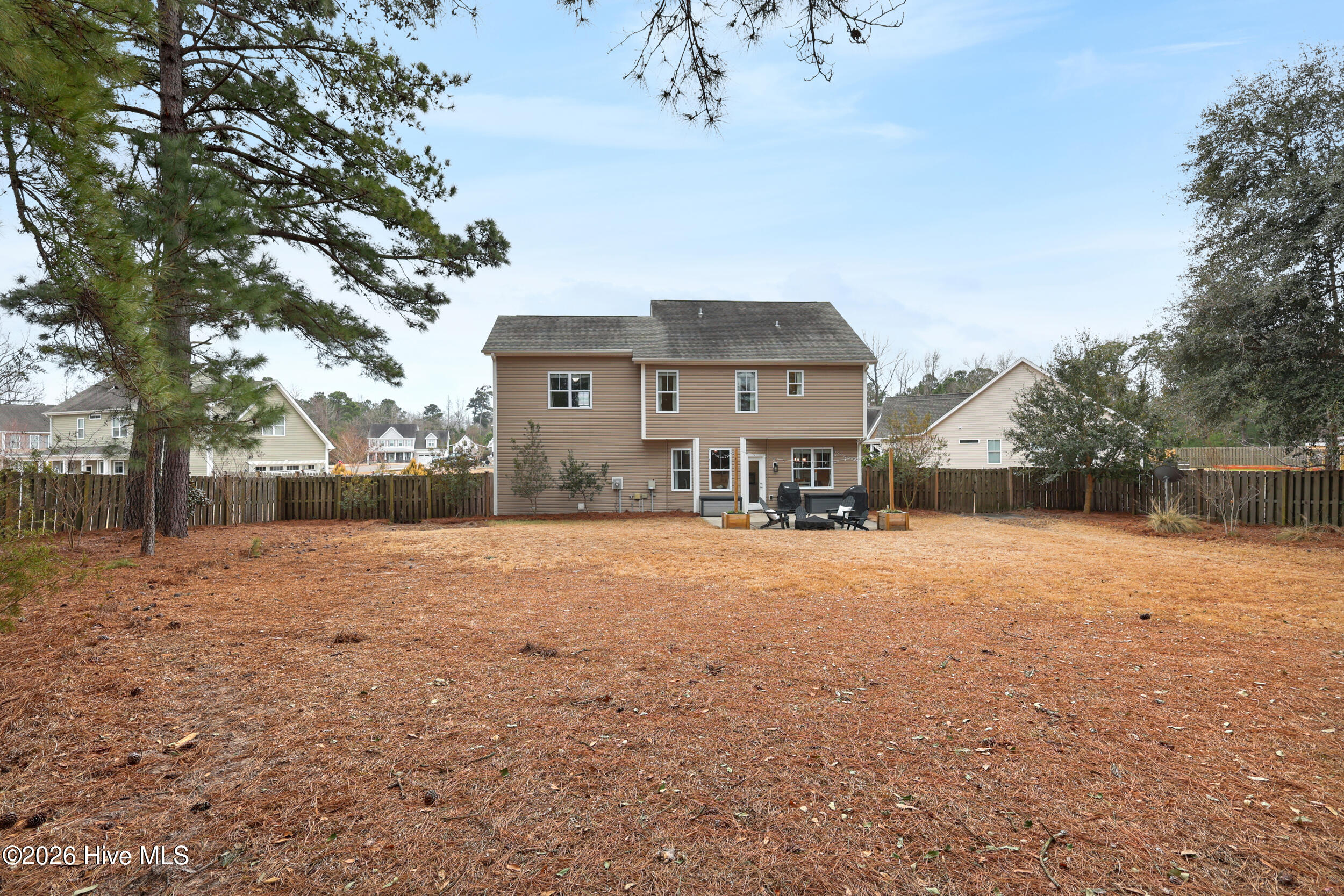 100554084 | Photo 46